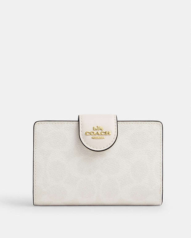 Medium Corner Zip Wallet In Signature Canvas Signature Canvas-Gold-White-Chalk Signature Canvas-Gold-White-Chalk