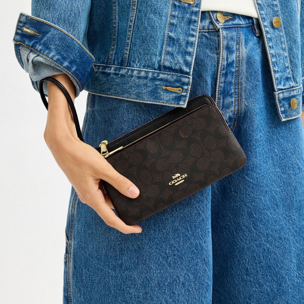 Coach Double Zip Wallet In Signature Canvas Gold Walnut Black