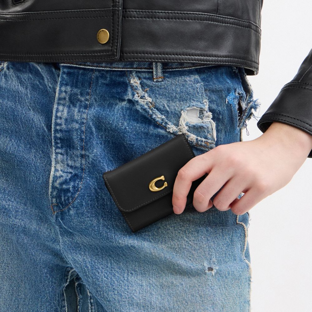 Coach Essential Card Holder Wallet Brass Black