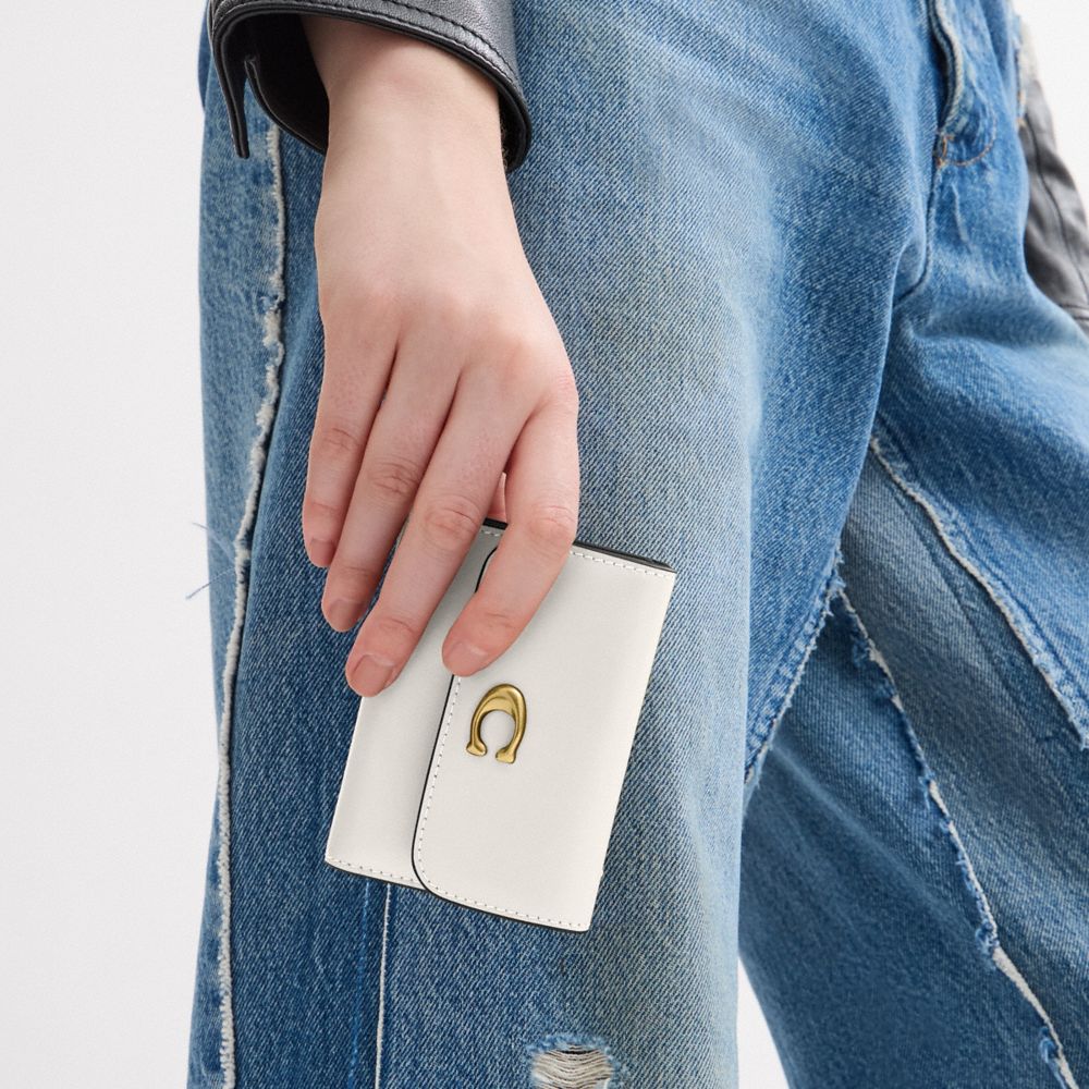 Coach Essential Card Holder Wallet Brass Chalk