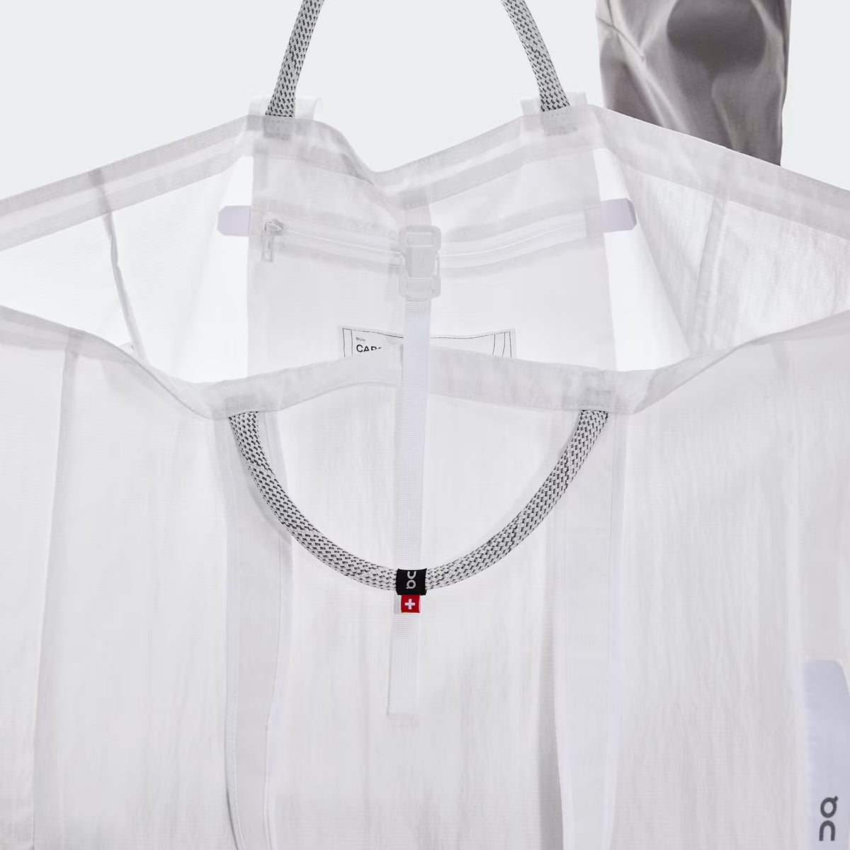 On Cargo Pack 60L White