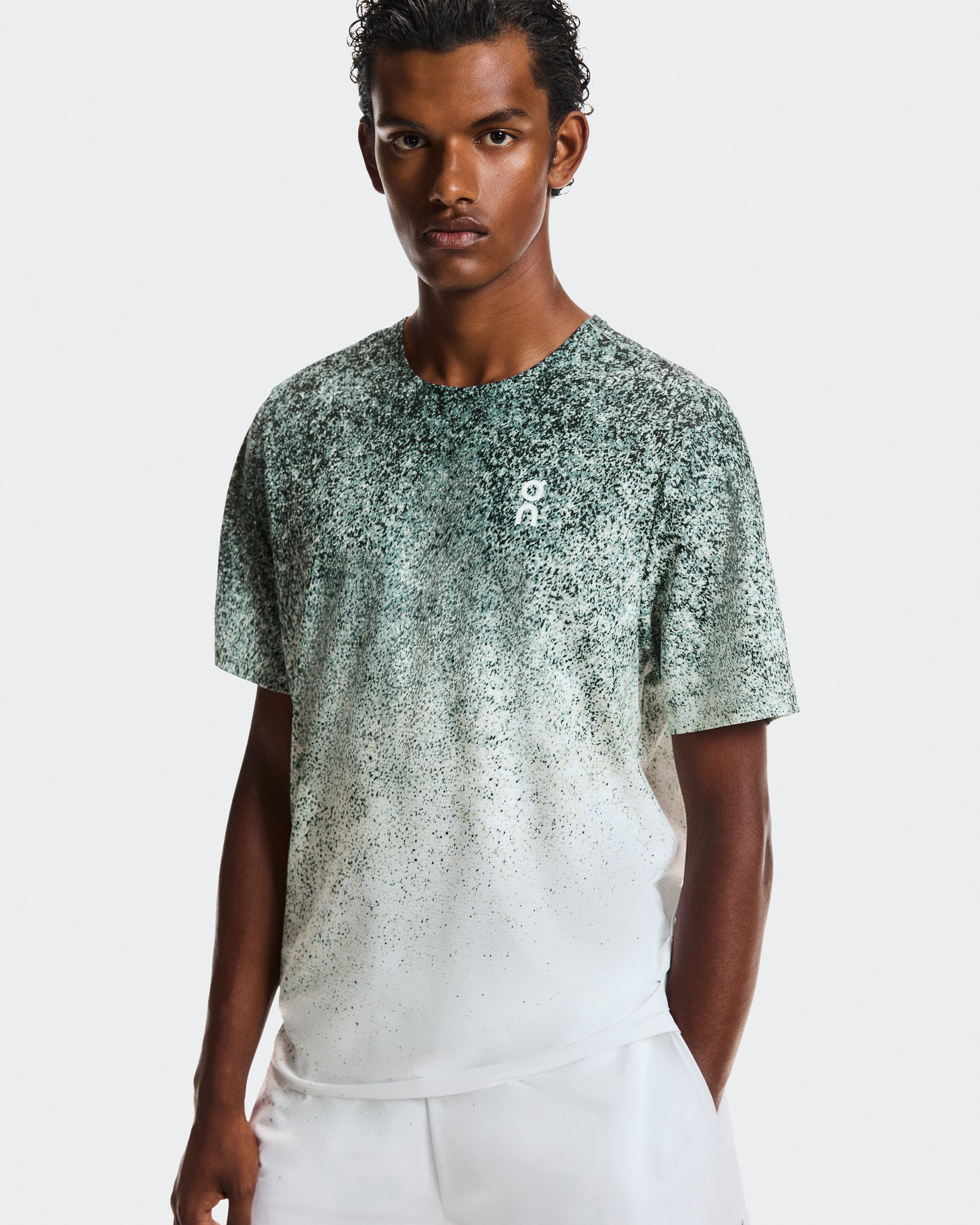 On Court-T Fade Mineral | White