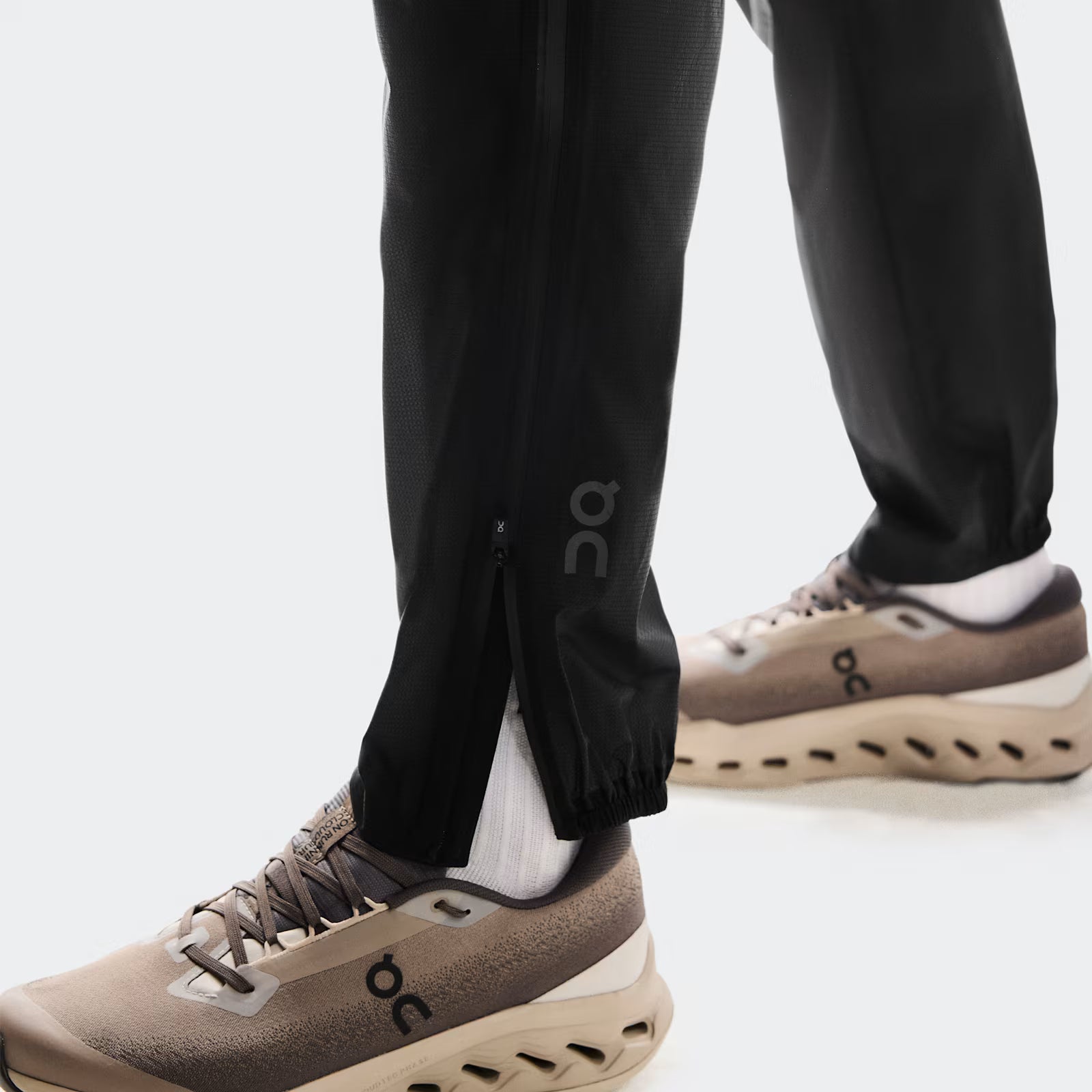 On Ultra Pants Black