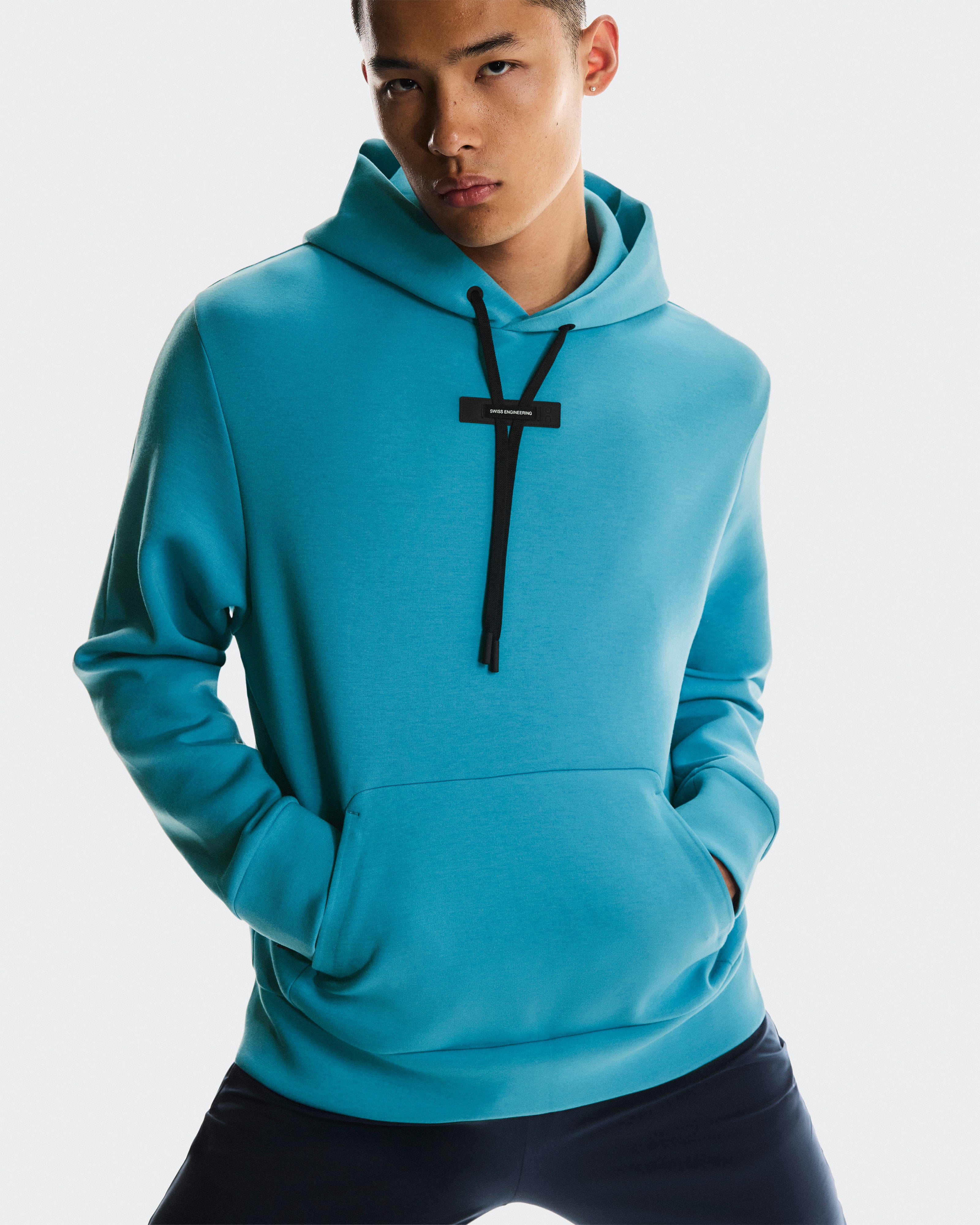 On Focus Tech Hoodie Niagara