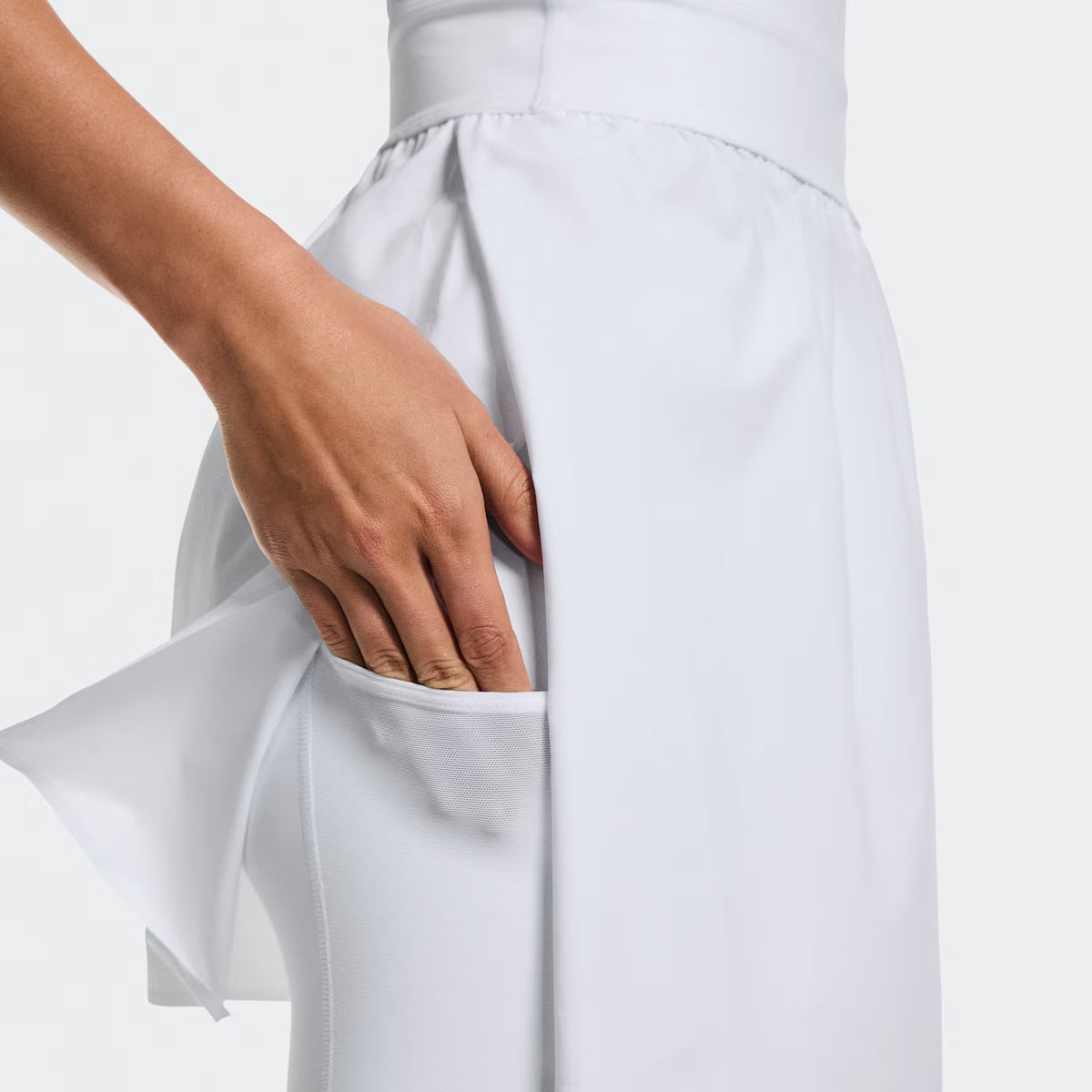 On Court Dress Split White (Women'S)