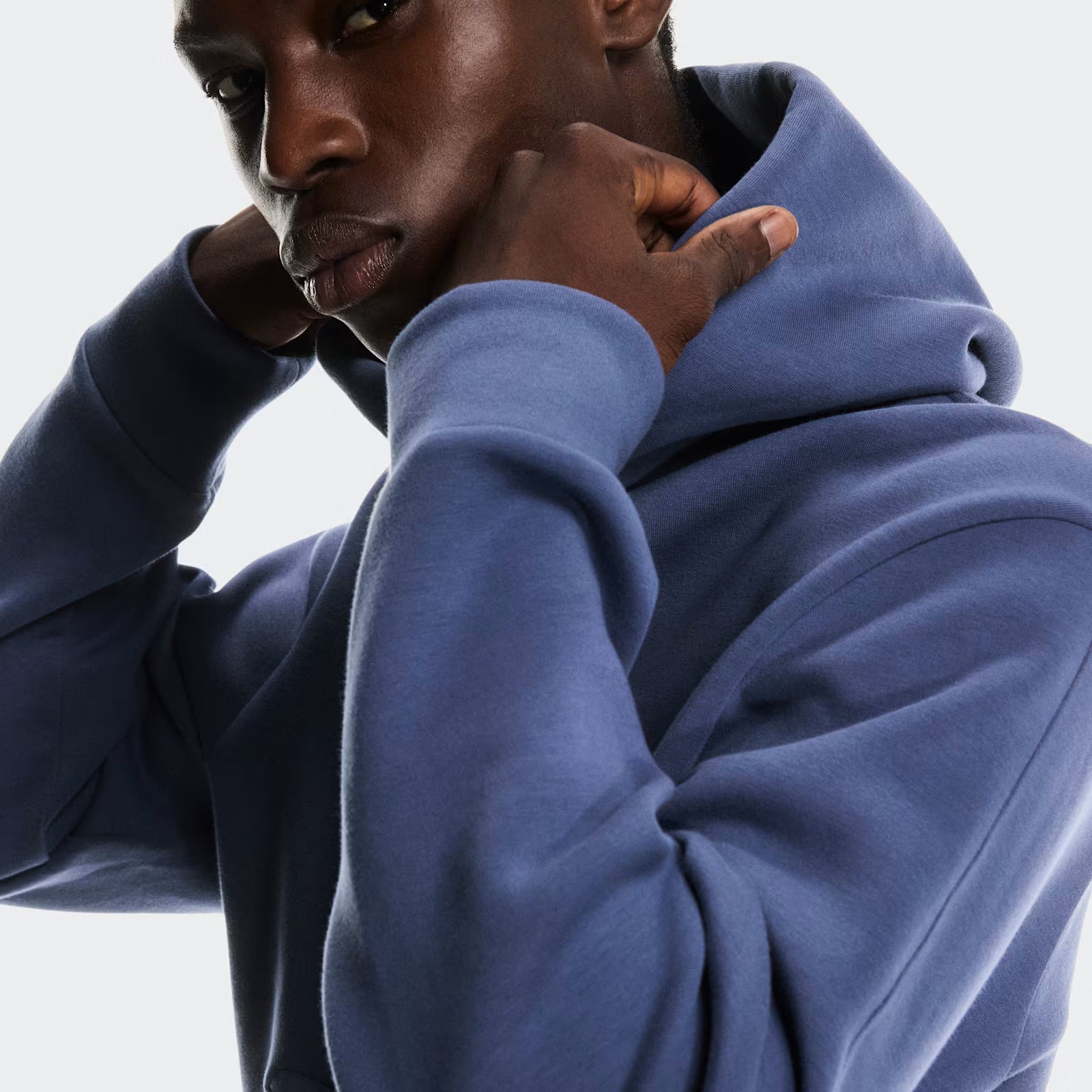 On Focus Tech Hoodie Acai