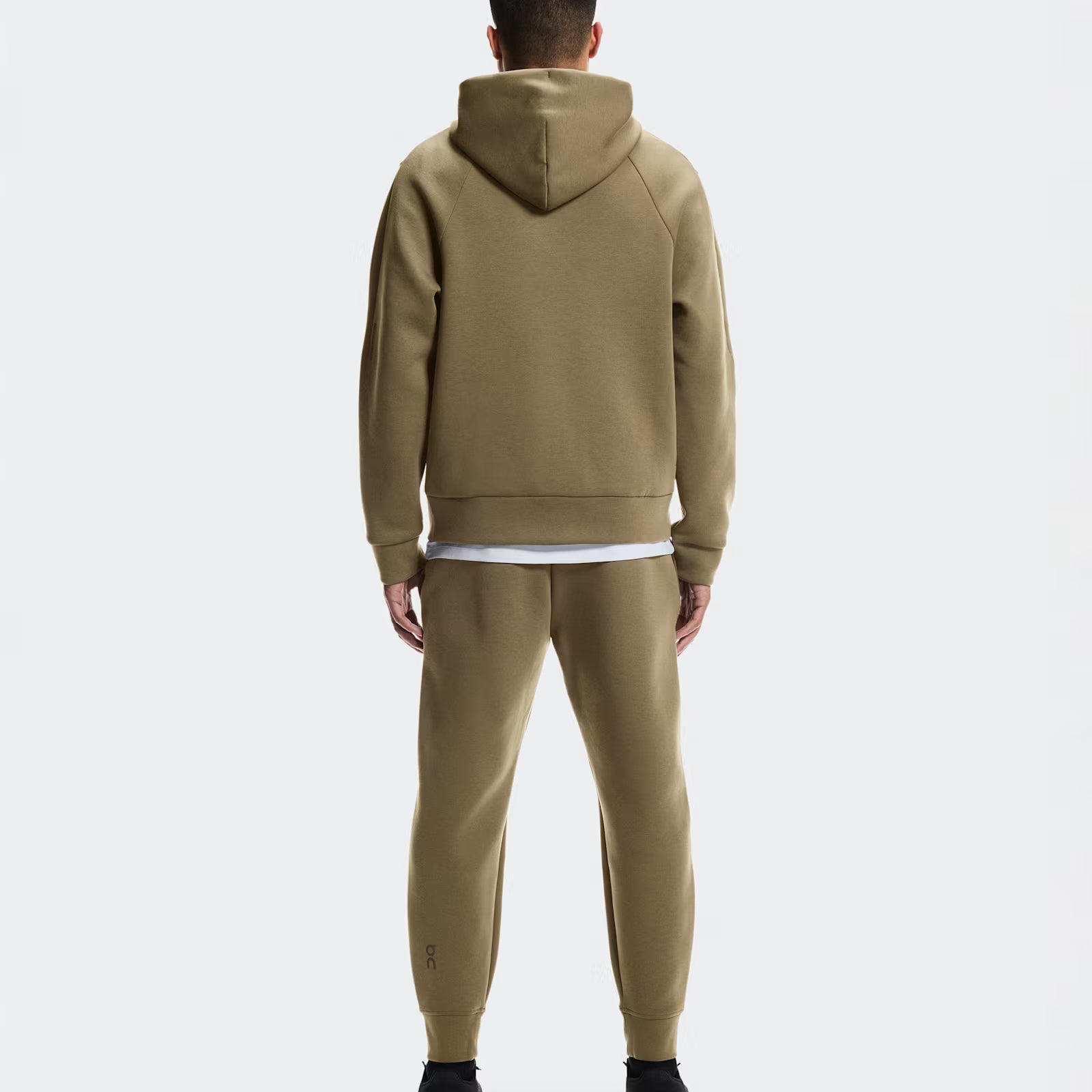 On Focus Tech Sweatpants Kalamata