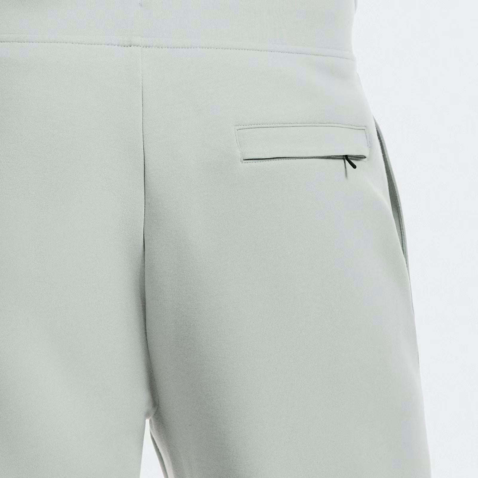 On Focus Tech Sweatpants Mineral