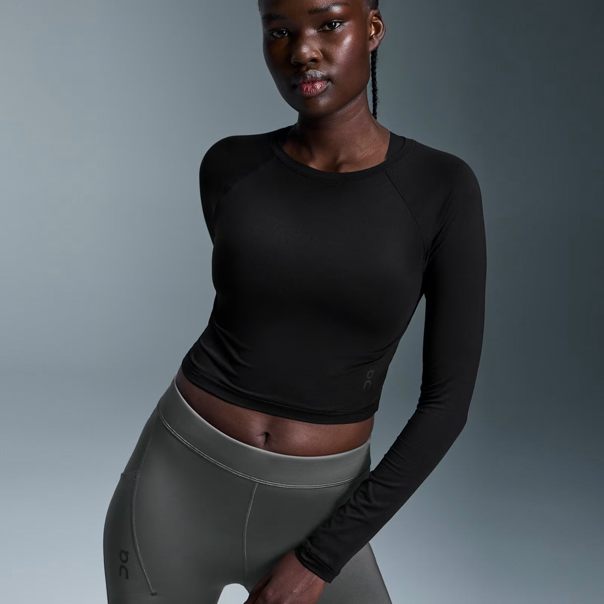 On Studio Long-T Crop Black (Women'S)