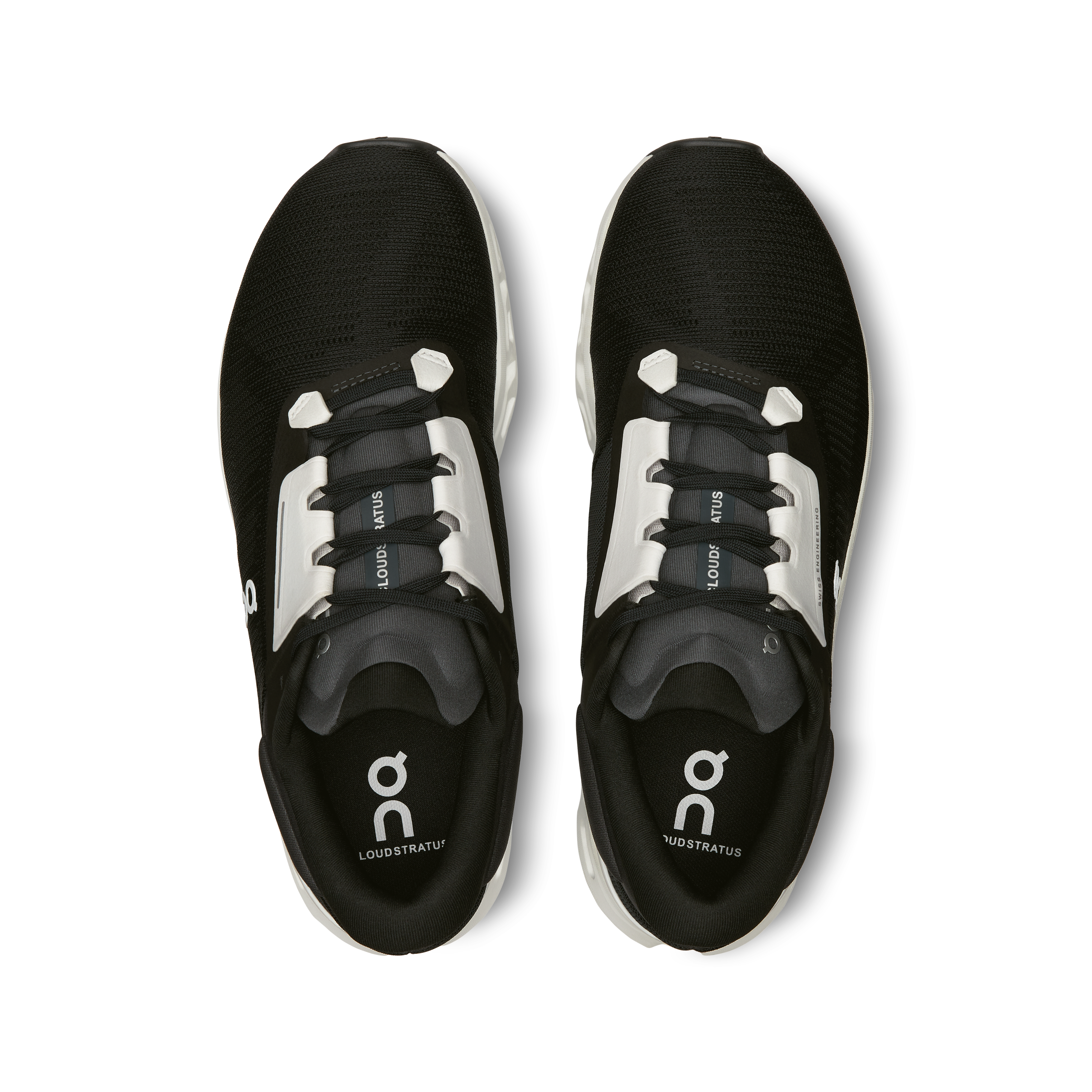 On Cloudstratus 3 Black Frost