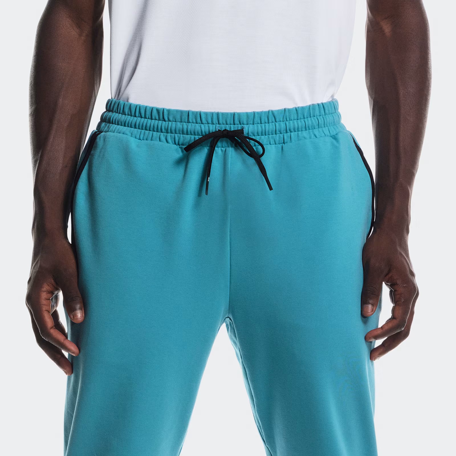 On Studio Joggers Niagara