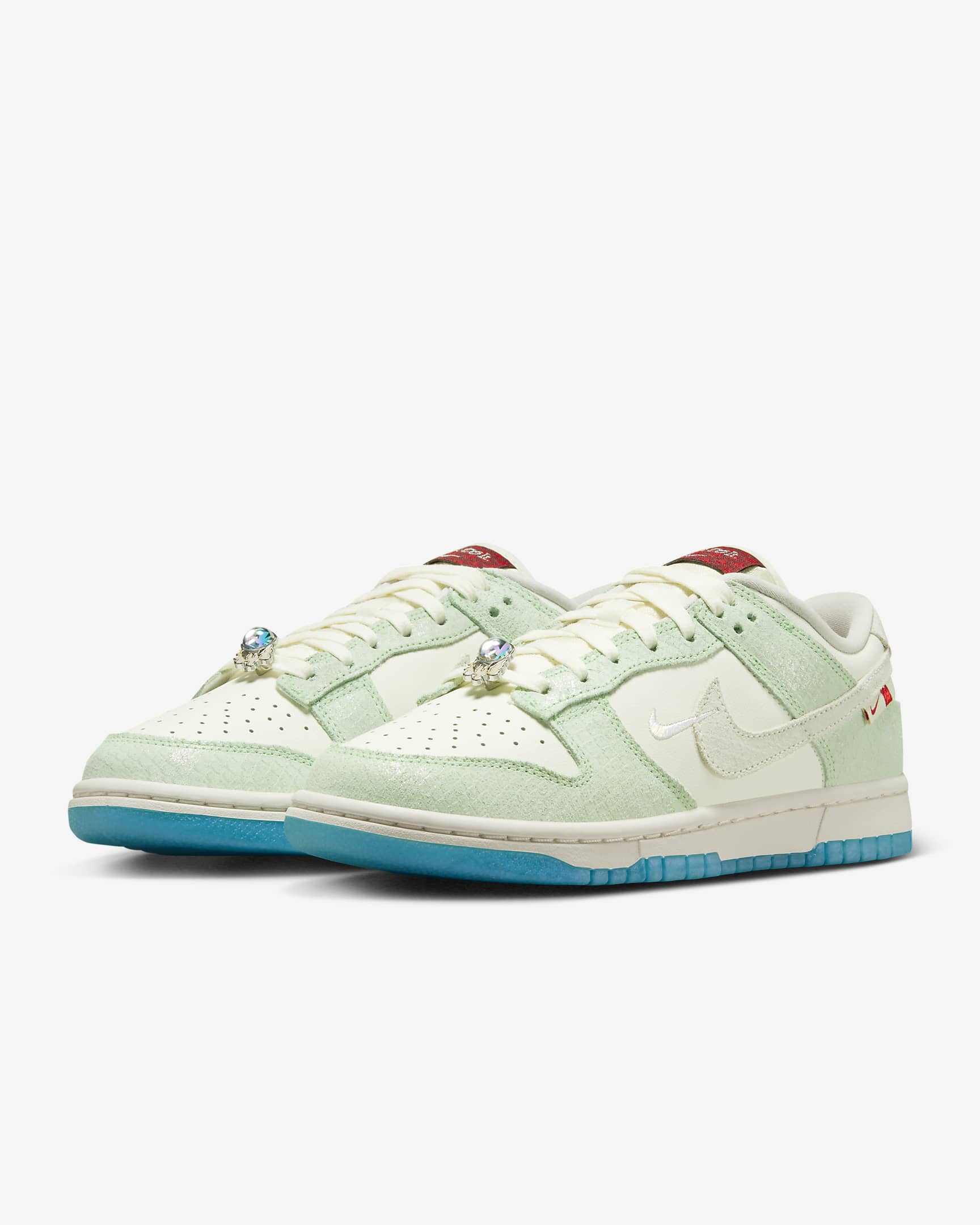 Nike Dunk Low LX Catus Sail Sale
