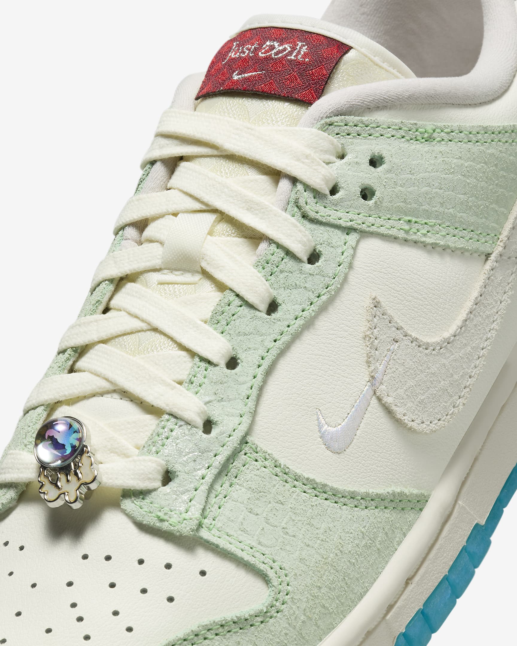 Nike Dunk Low LX Catus Sail Sale