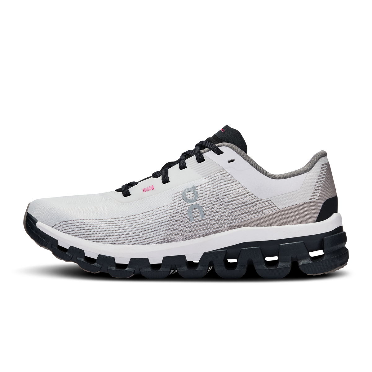 On Cloudflow 4 Distance White Black (Women'S)