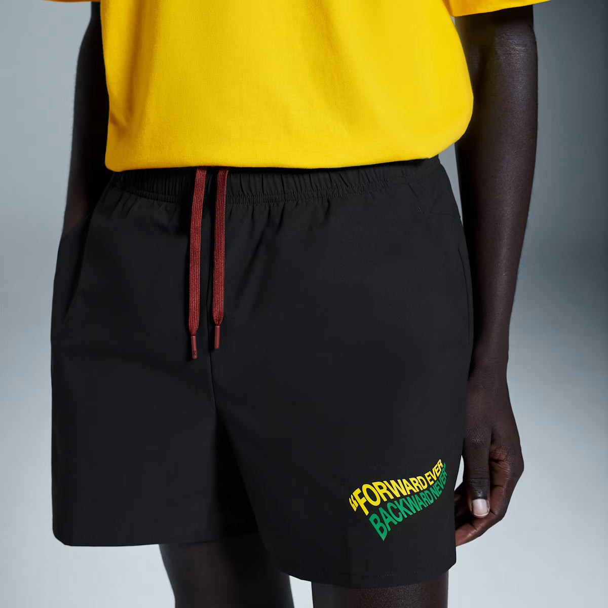 On Core Shorts Walkgood Black