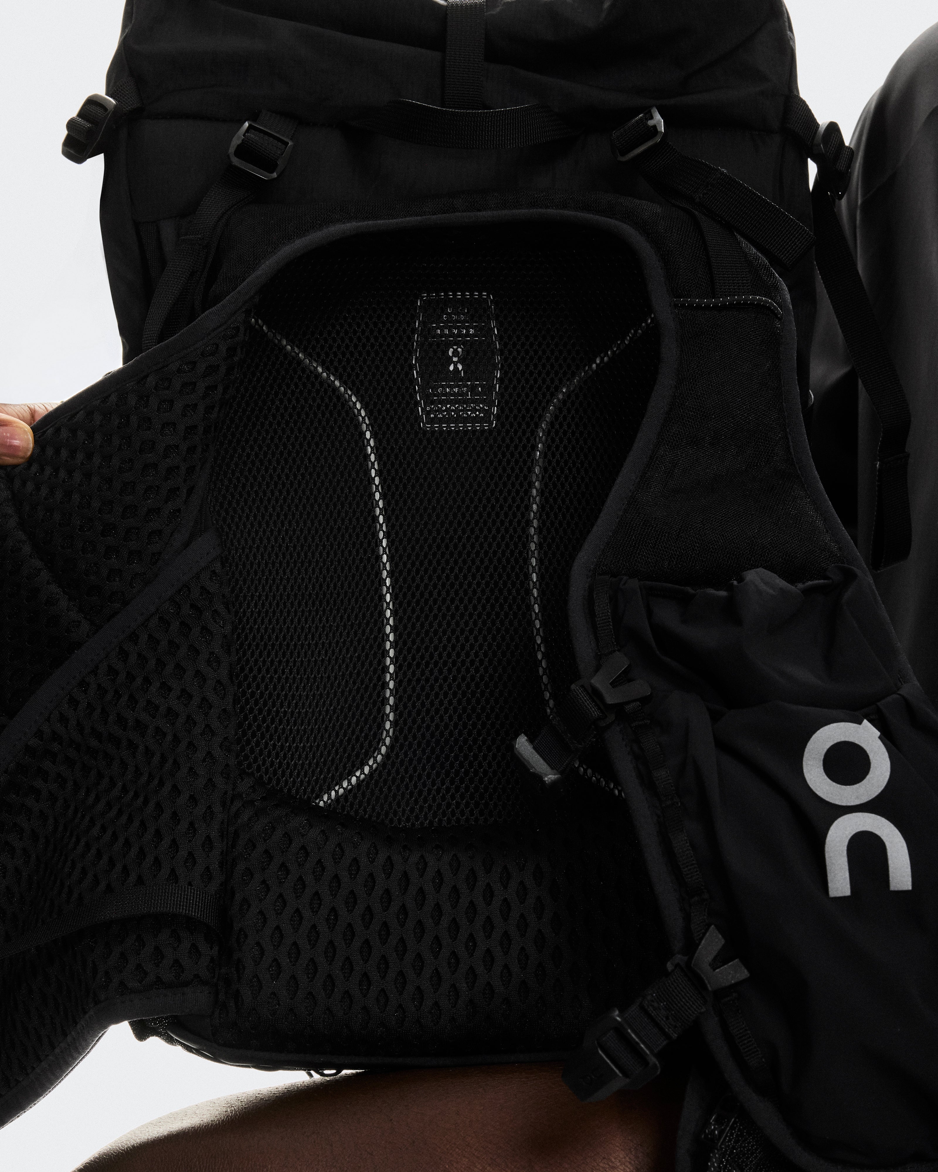 On Trail Pack 20L Black
