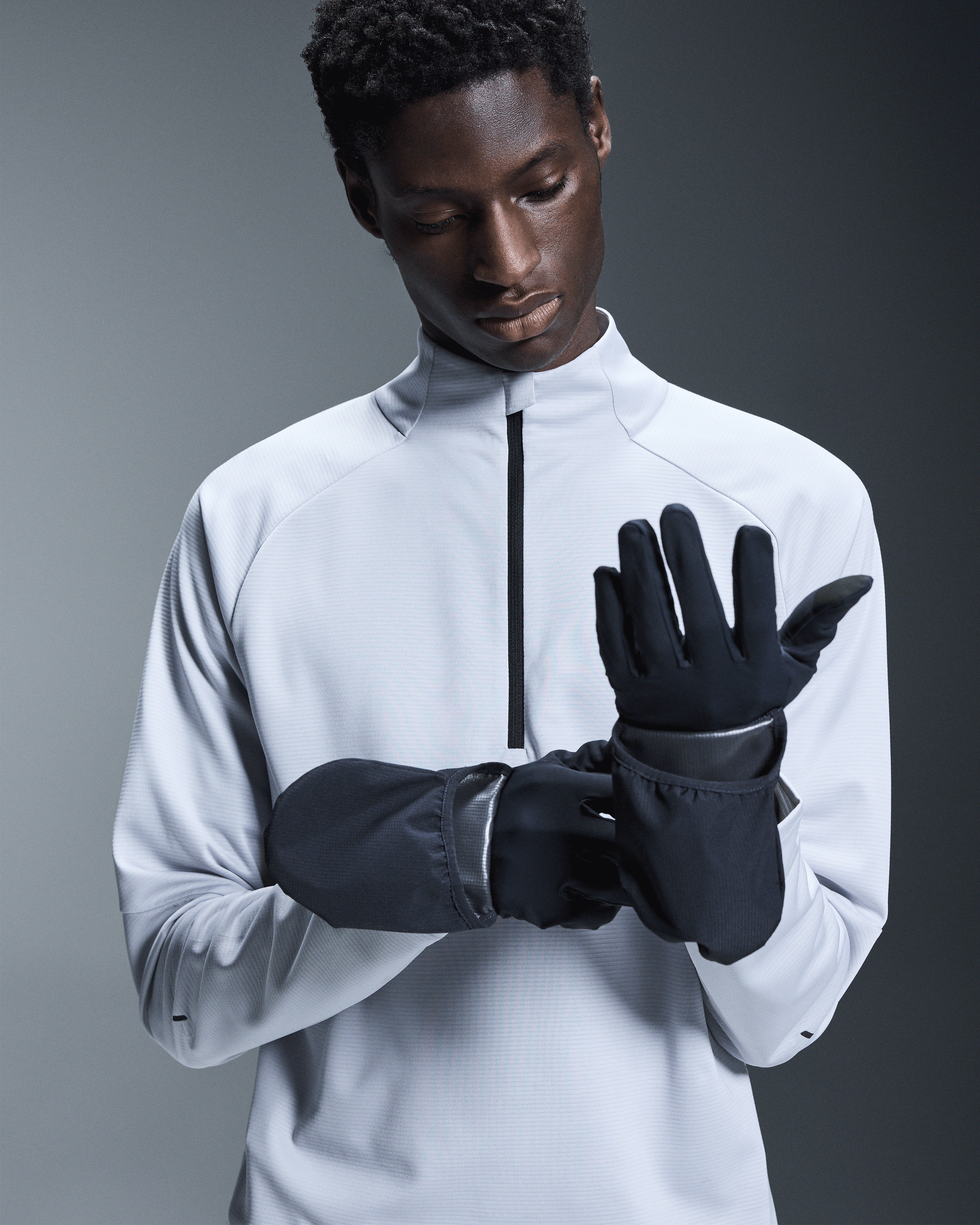 On Core Glove Navy