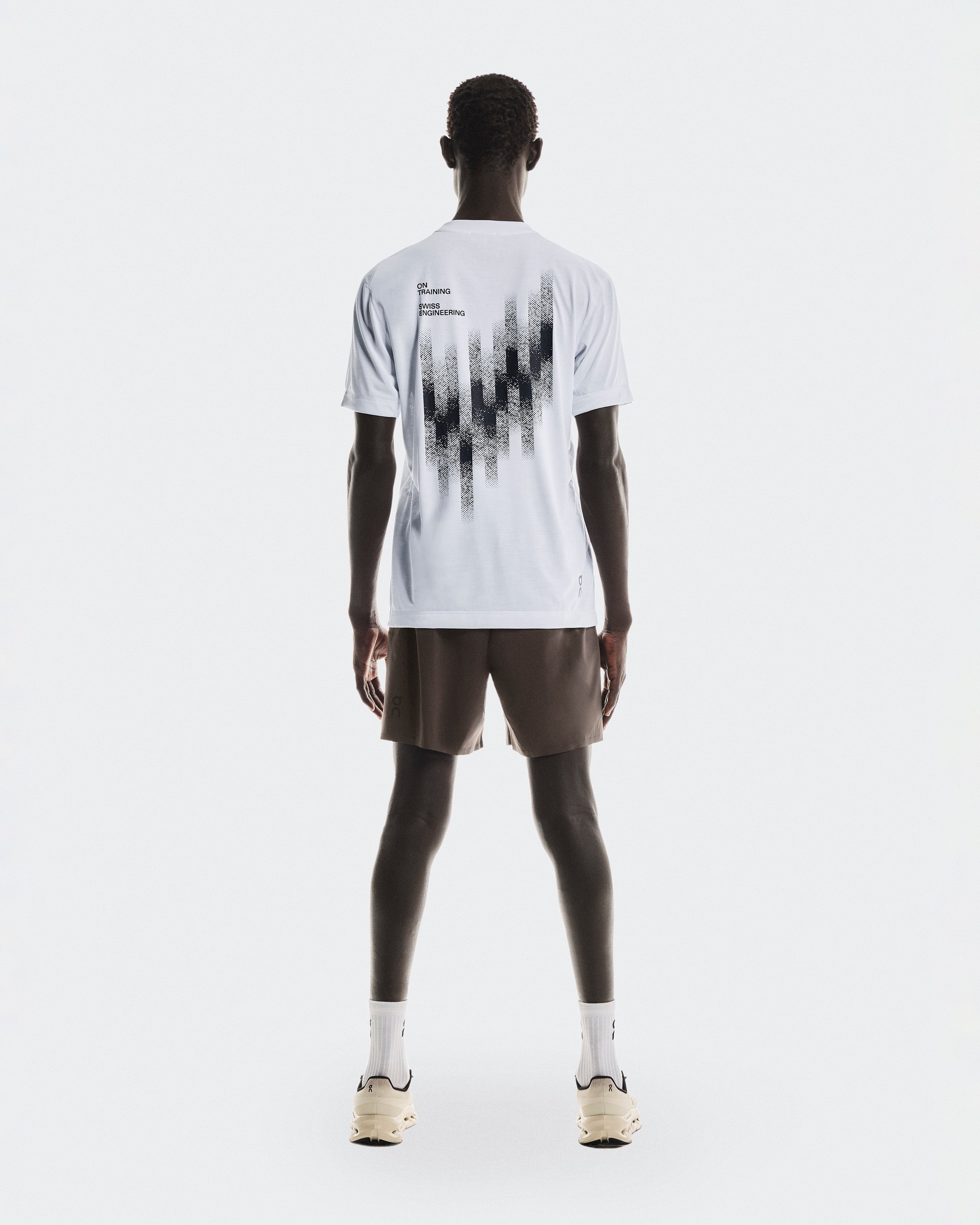 On Focus Shorts Pebble