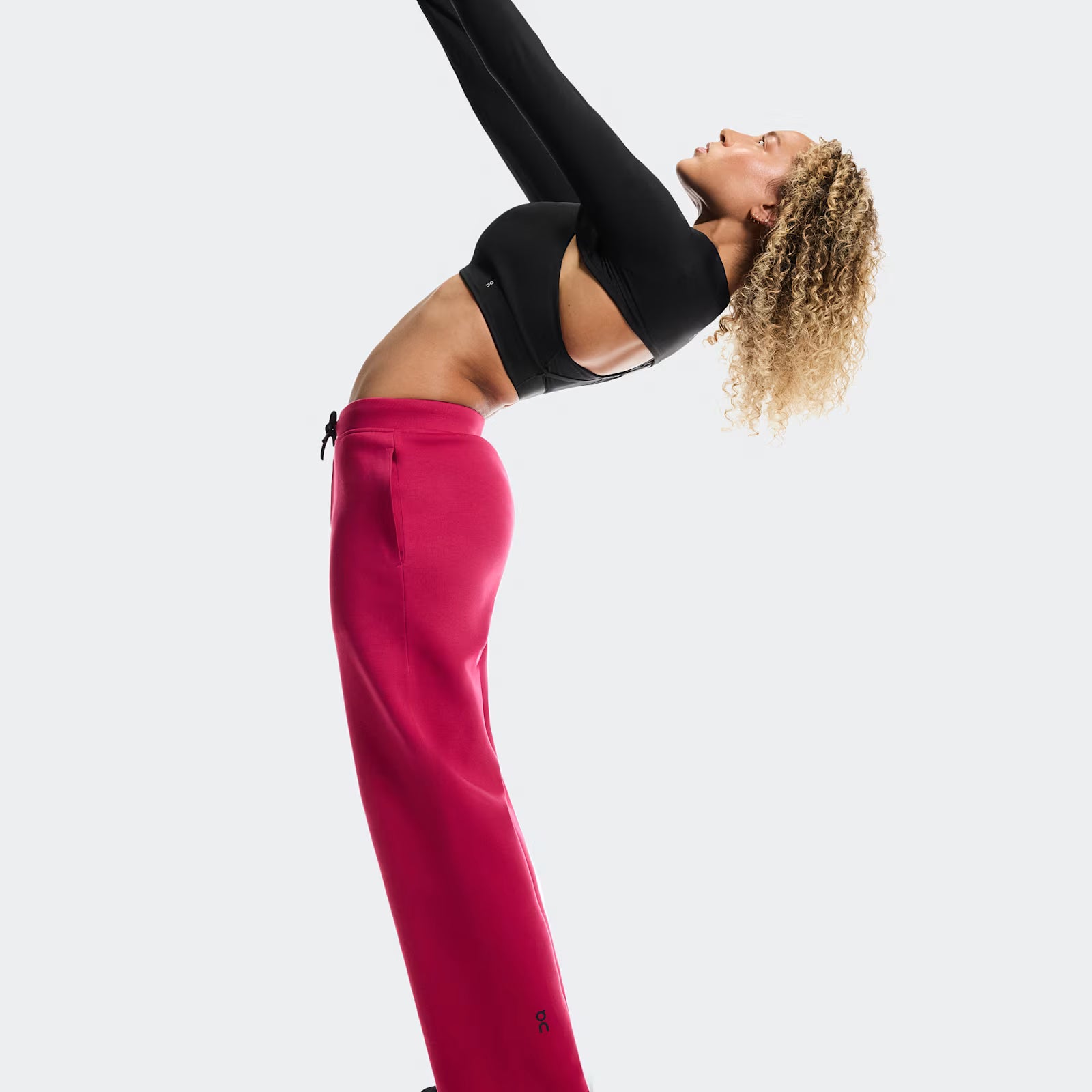 On Focus Tech Sweatpants Grenadine (Women'S)