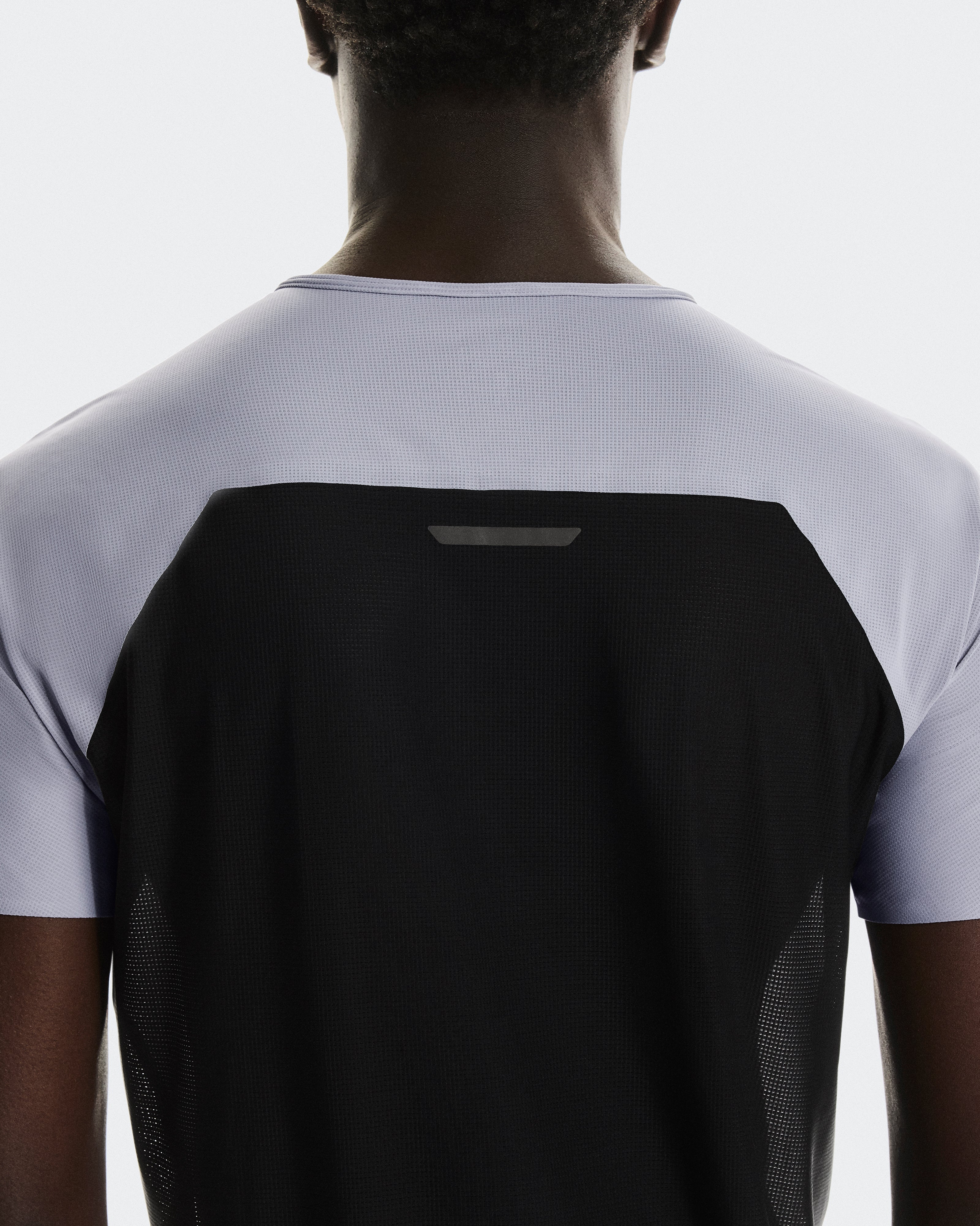 On Performance-T Lilac | Black