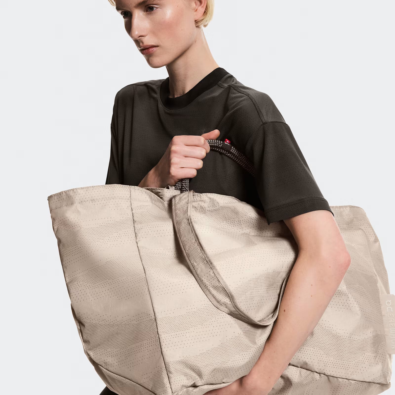 On Cargo Pack Erewhon Cinder