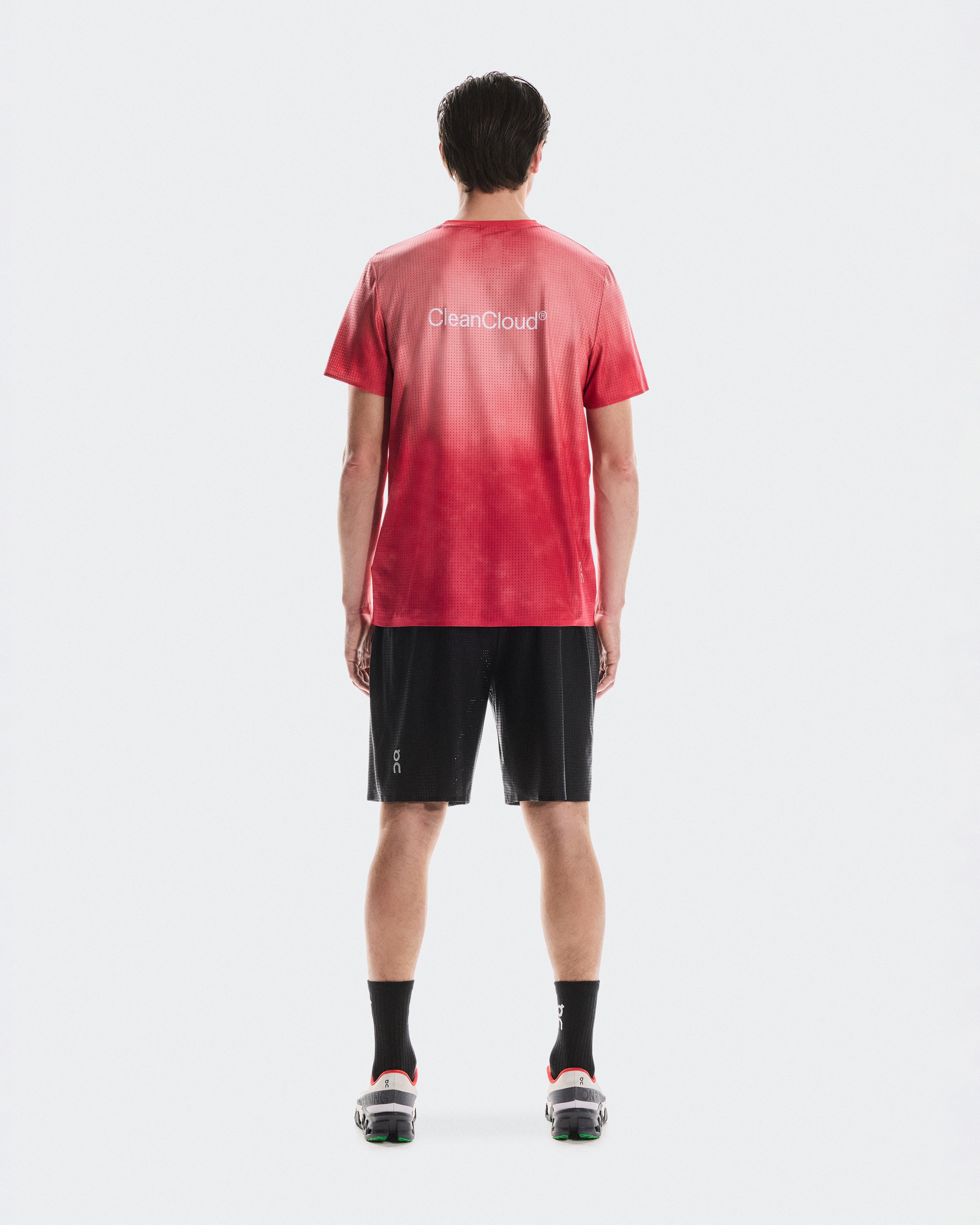 On Pace Mesh Shorts Black