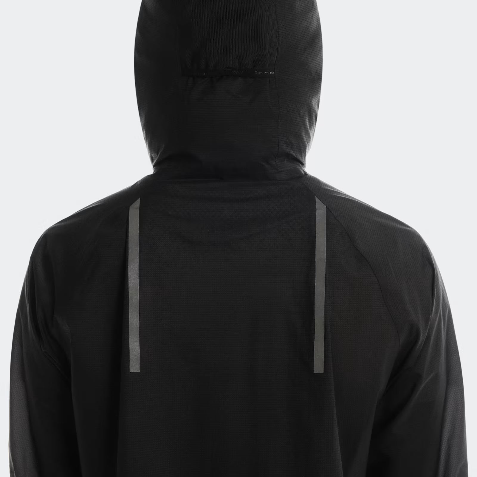 On Ultra Jacket Black (Women'S)