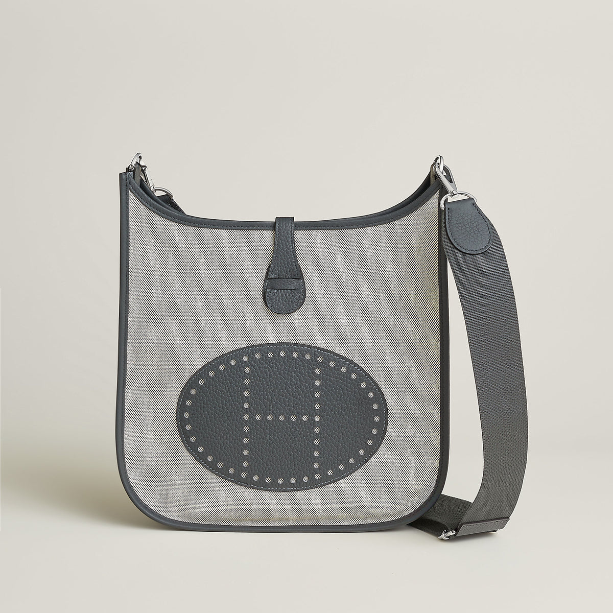 Hermes Evelyne Iii 29 Bag Cru