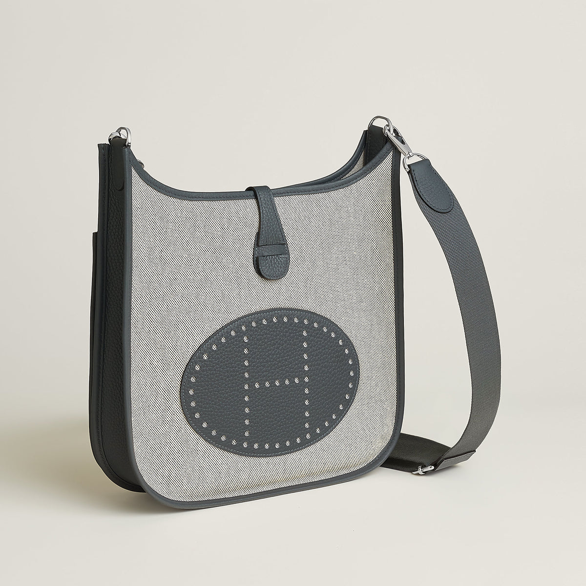Hermes Evelyne Iii 29 Bag Cru