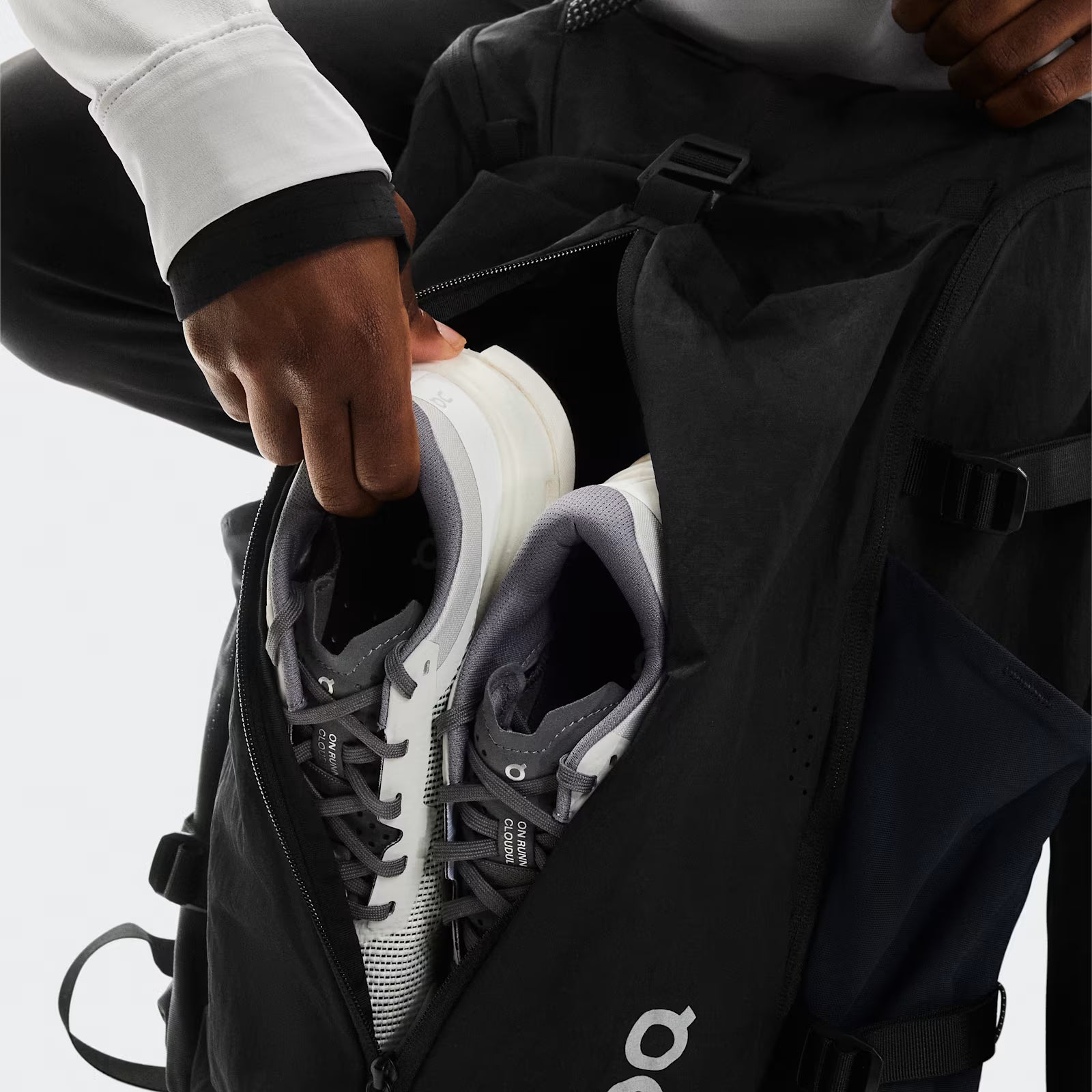 On Speed Pack 30L Magnet | Black