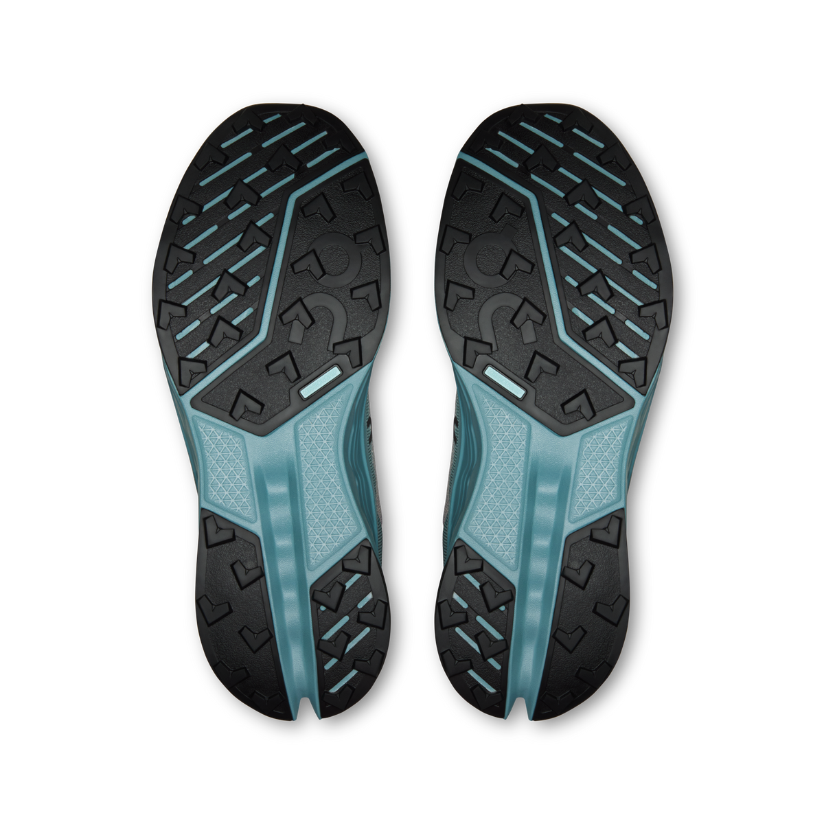 On Cloudsurfer Trail 2 Platinum Tide