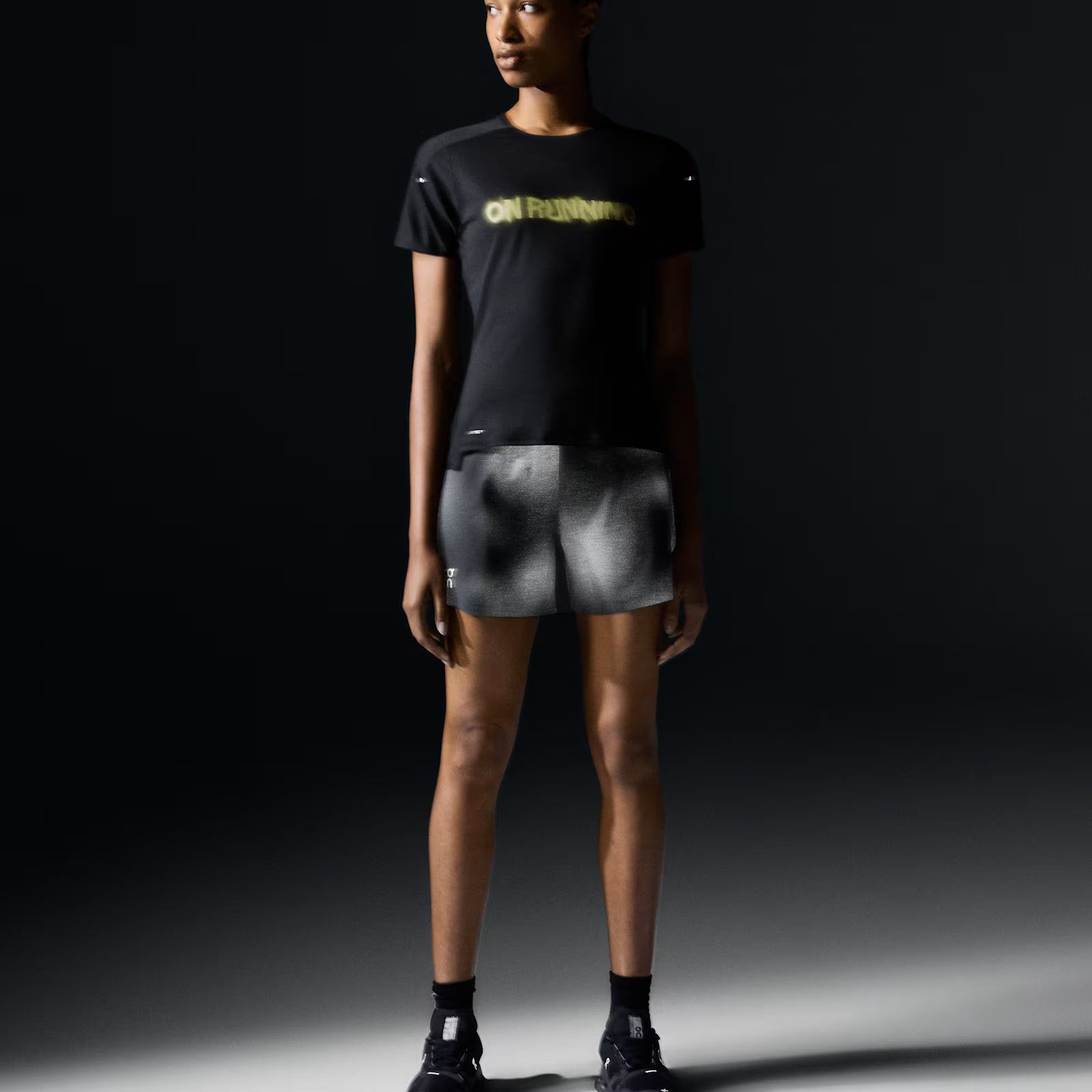 On Running Shorts Lumos Black (Women'S)