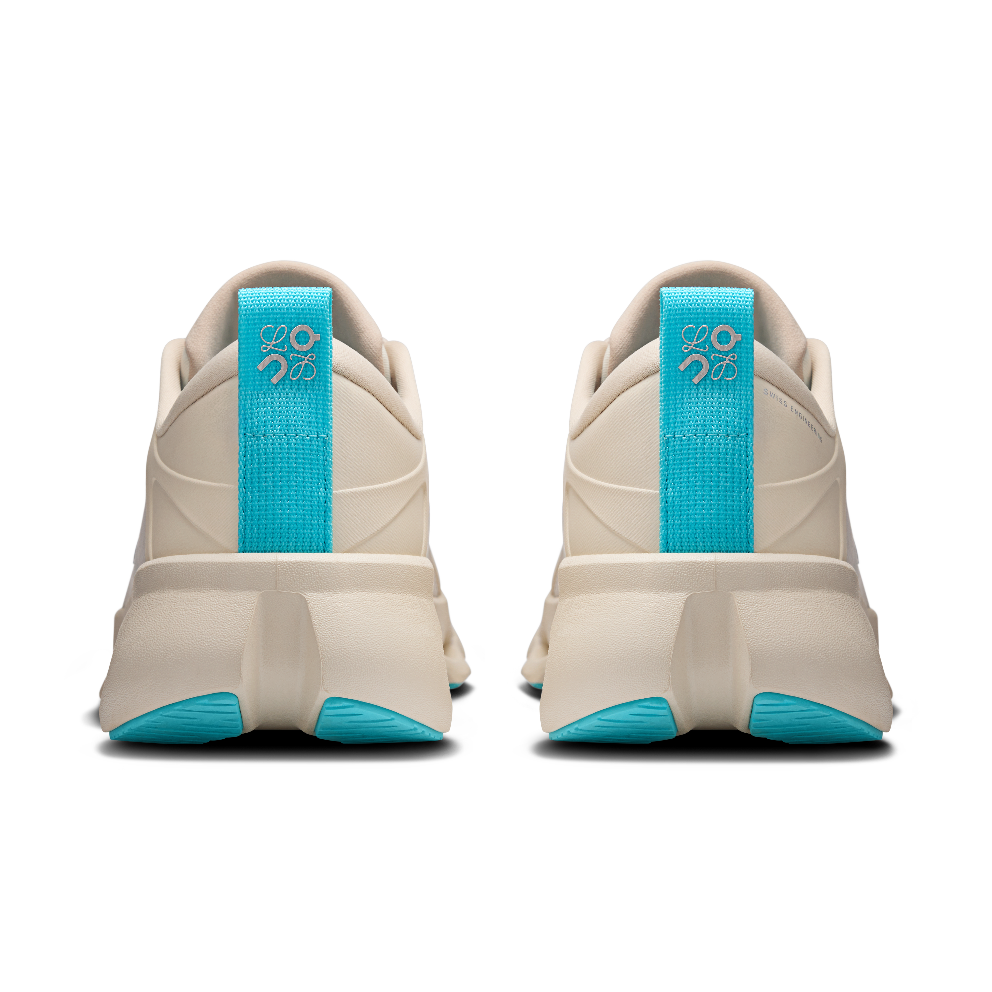 On Cloudsolo Loewe Sand Turquoise