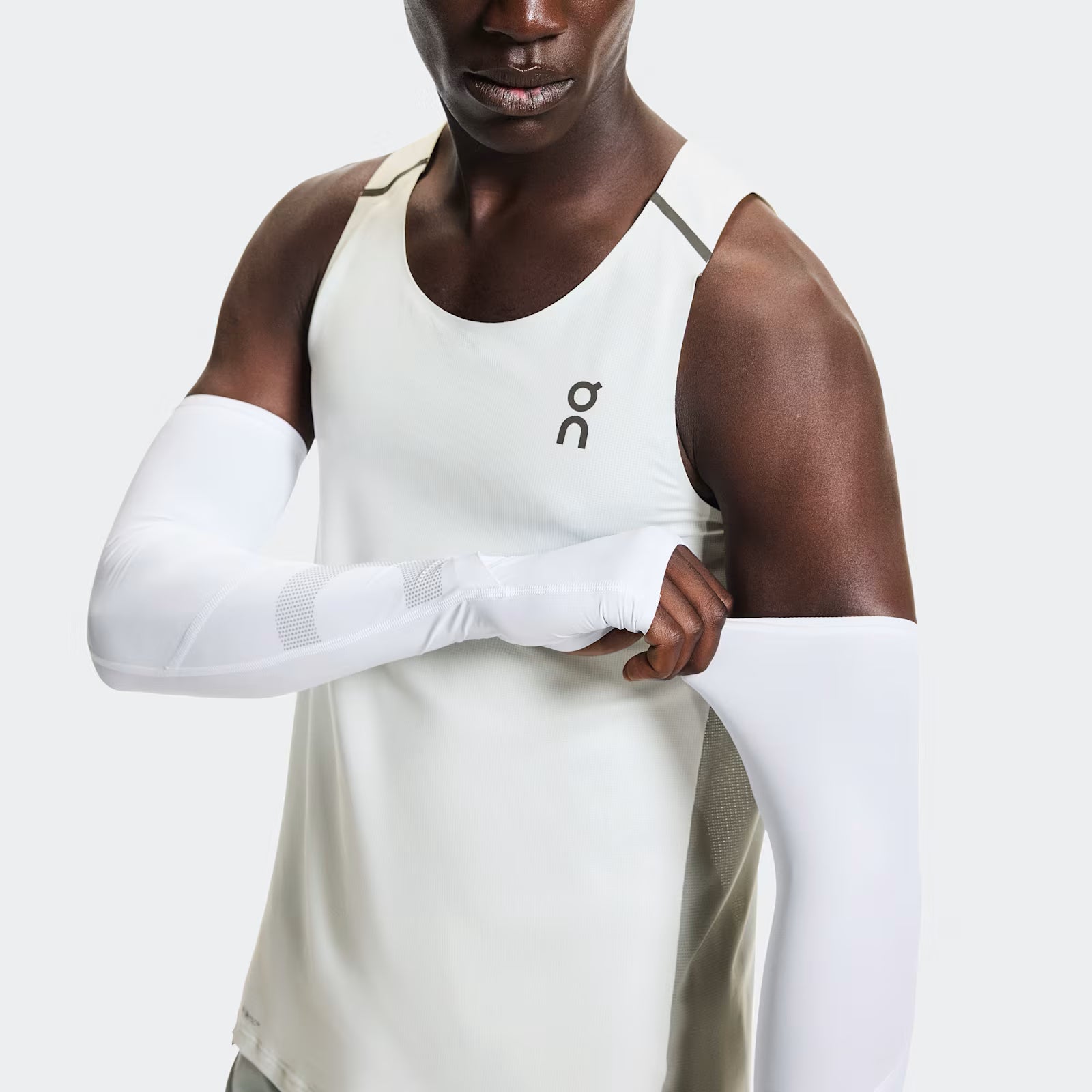 On Solar Arm Sleeves White