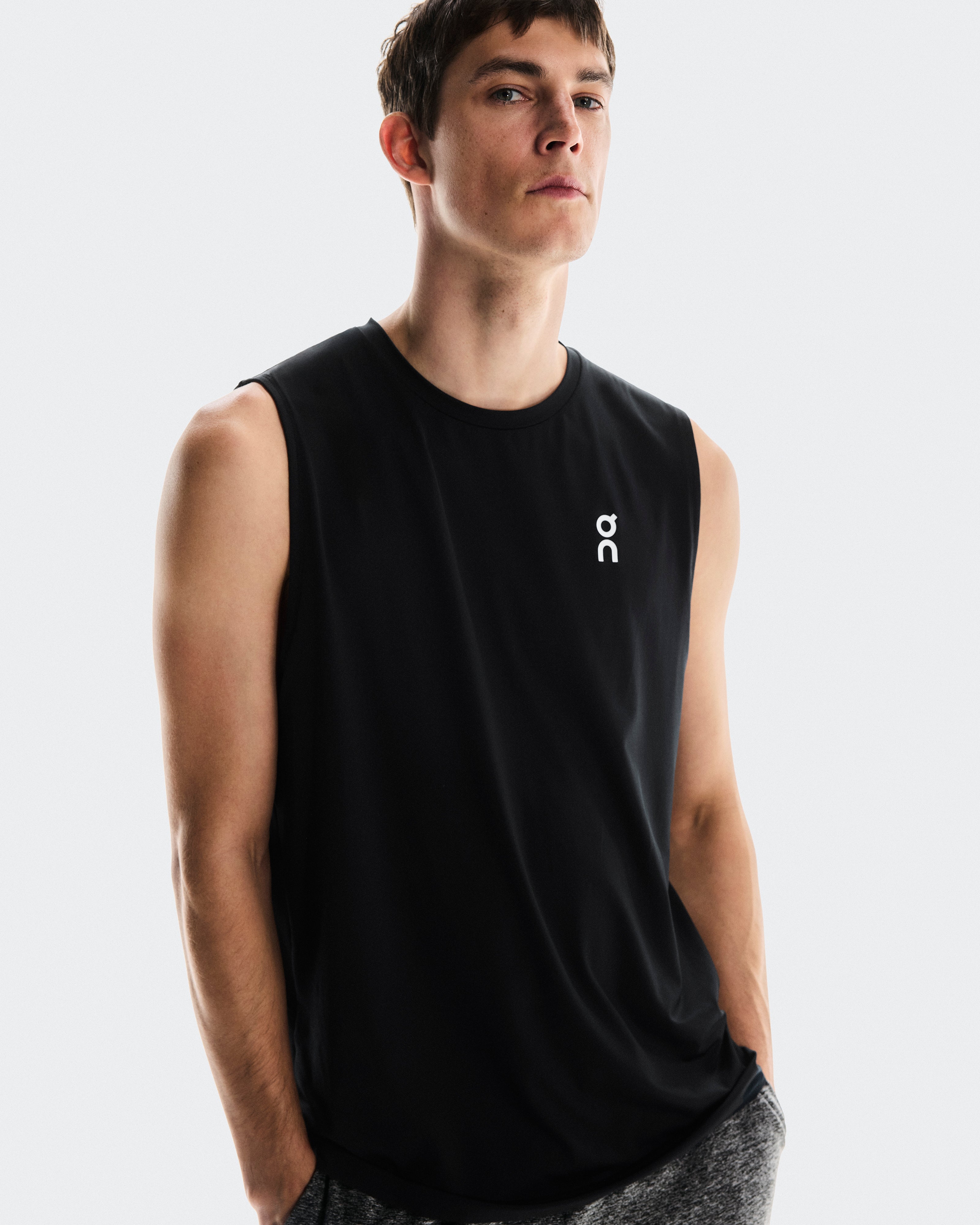 On Court Tank All Black