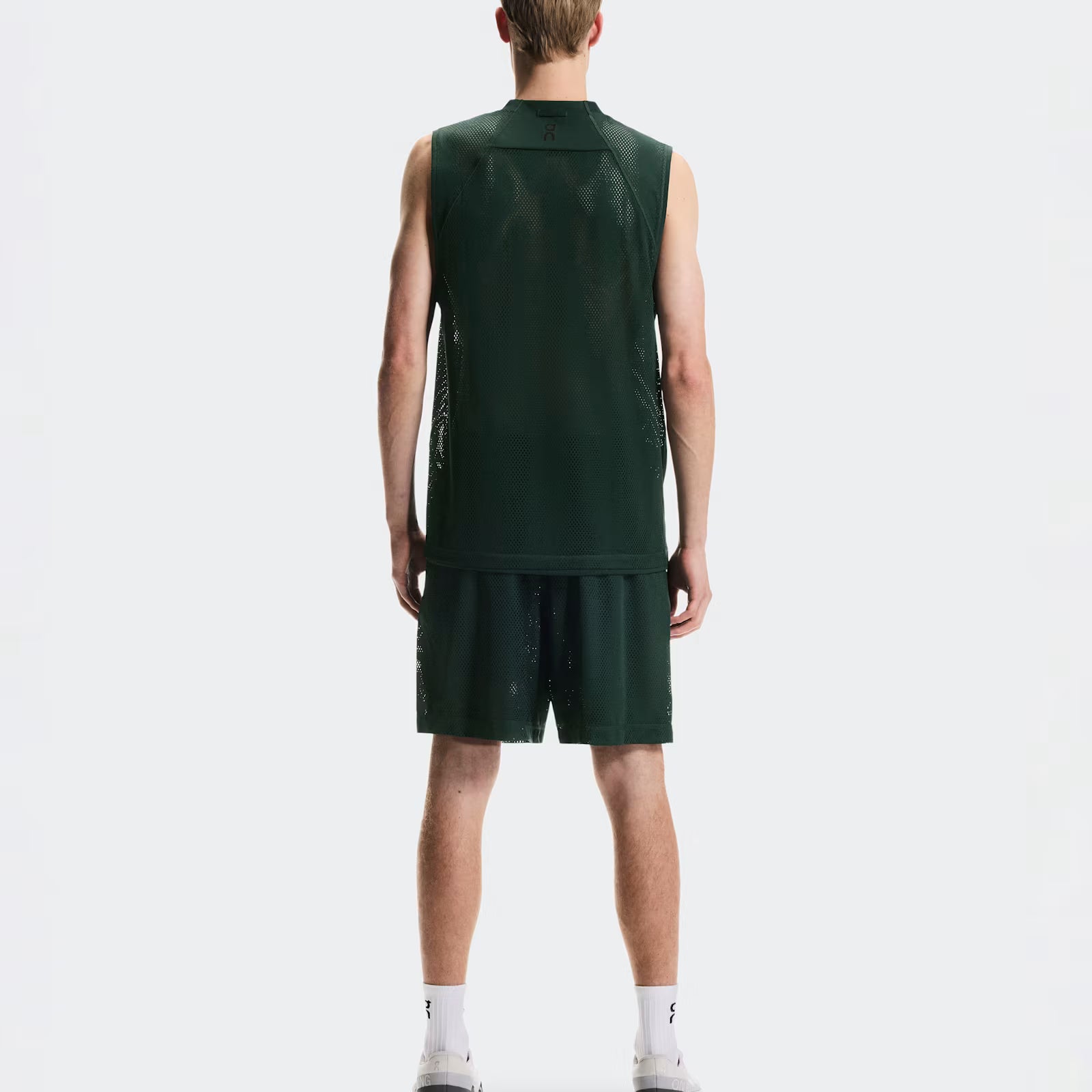 On Train Volt Shorts Obsidian