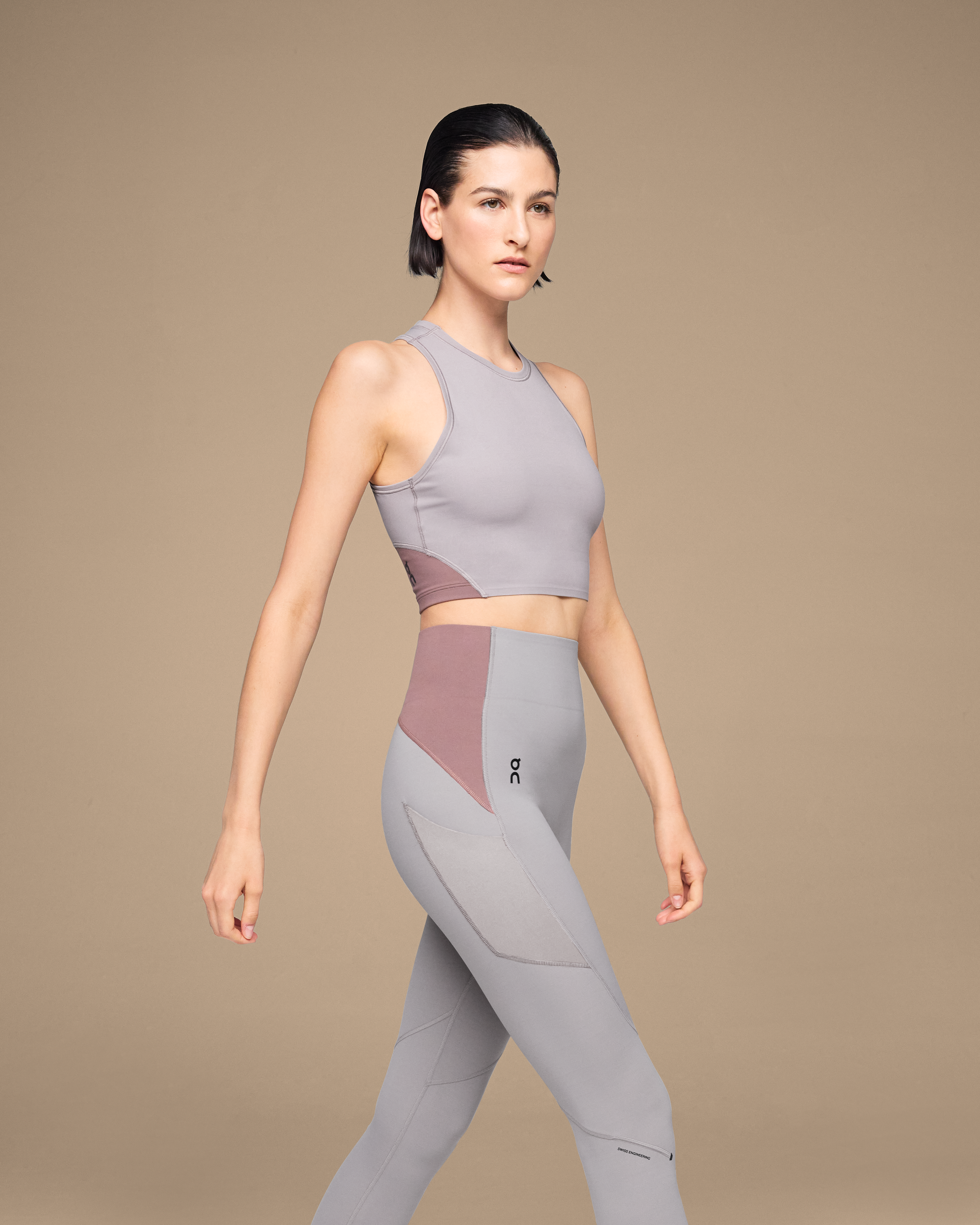 On Movement Crop Zinc | Grape (Women'S)