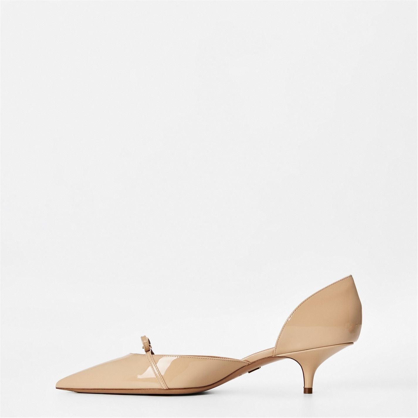 Gyoia 40 Pumps Nude