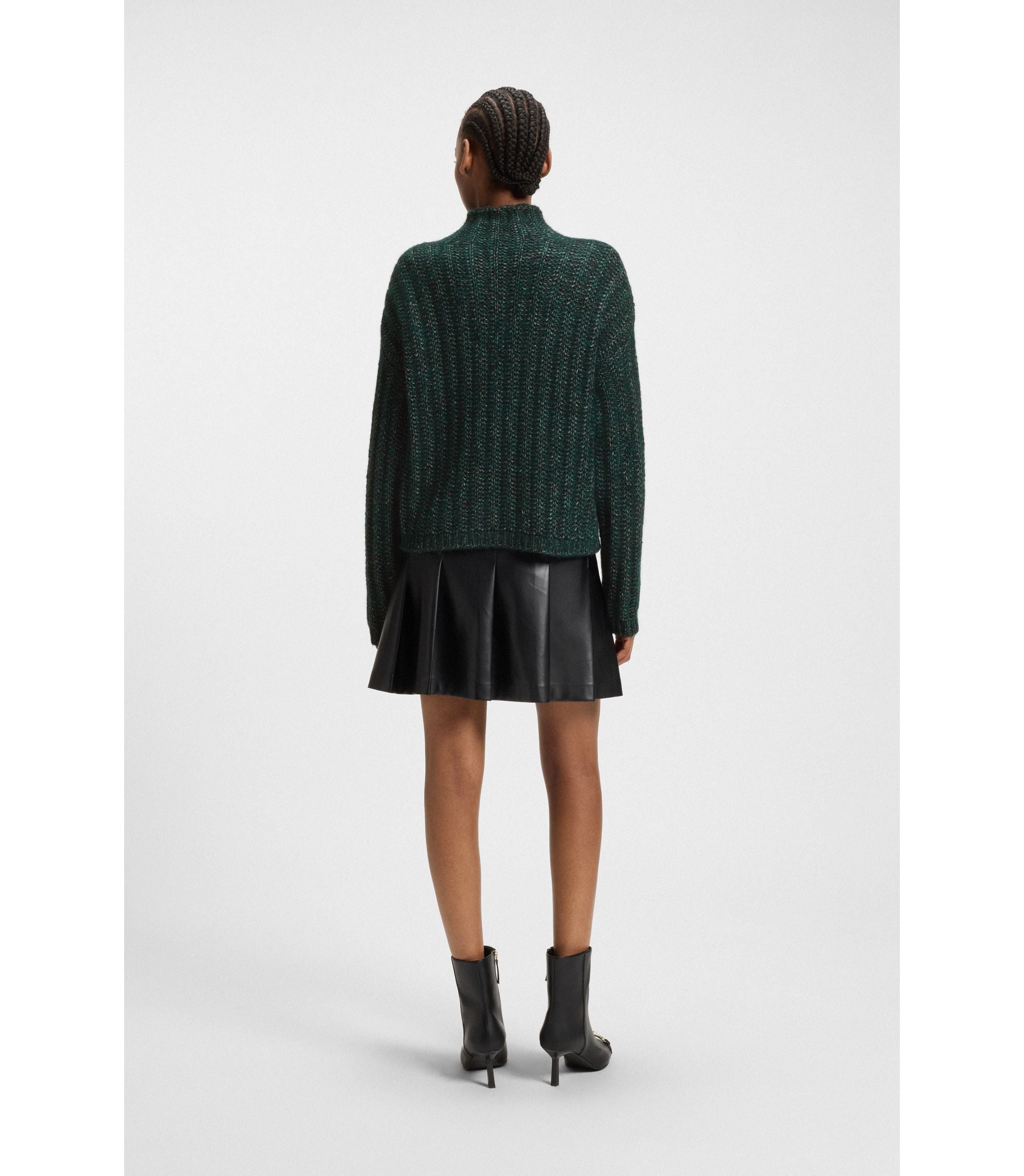 #color_dark-green