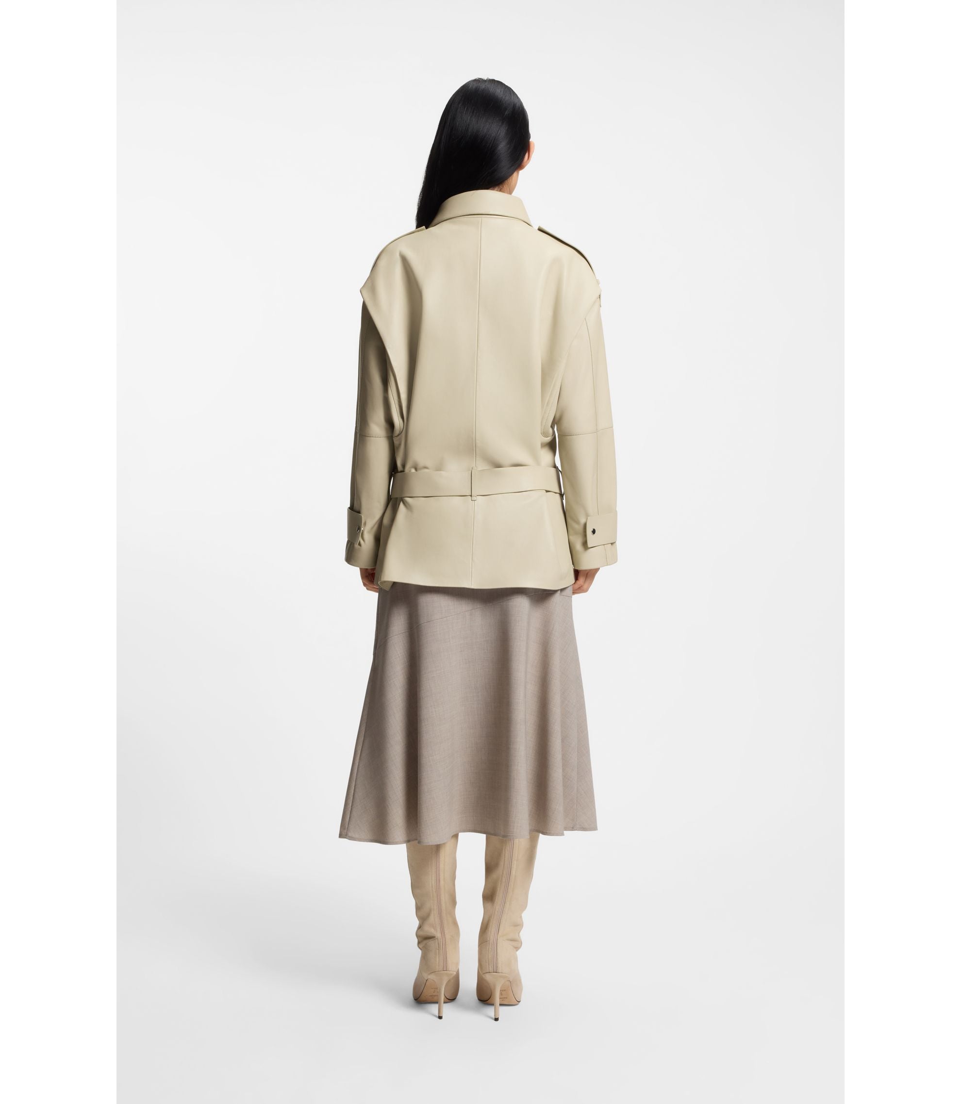 #color_light-beige