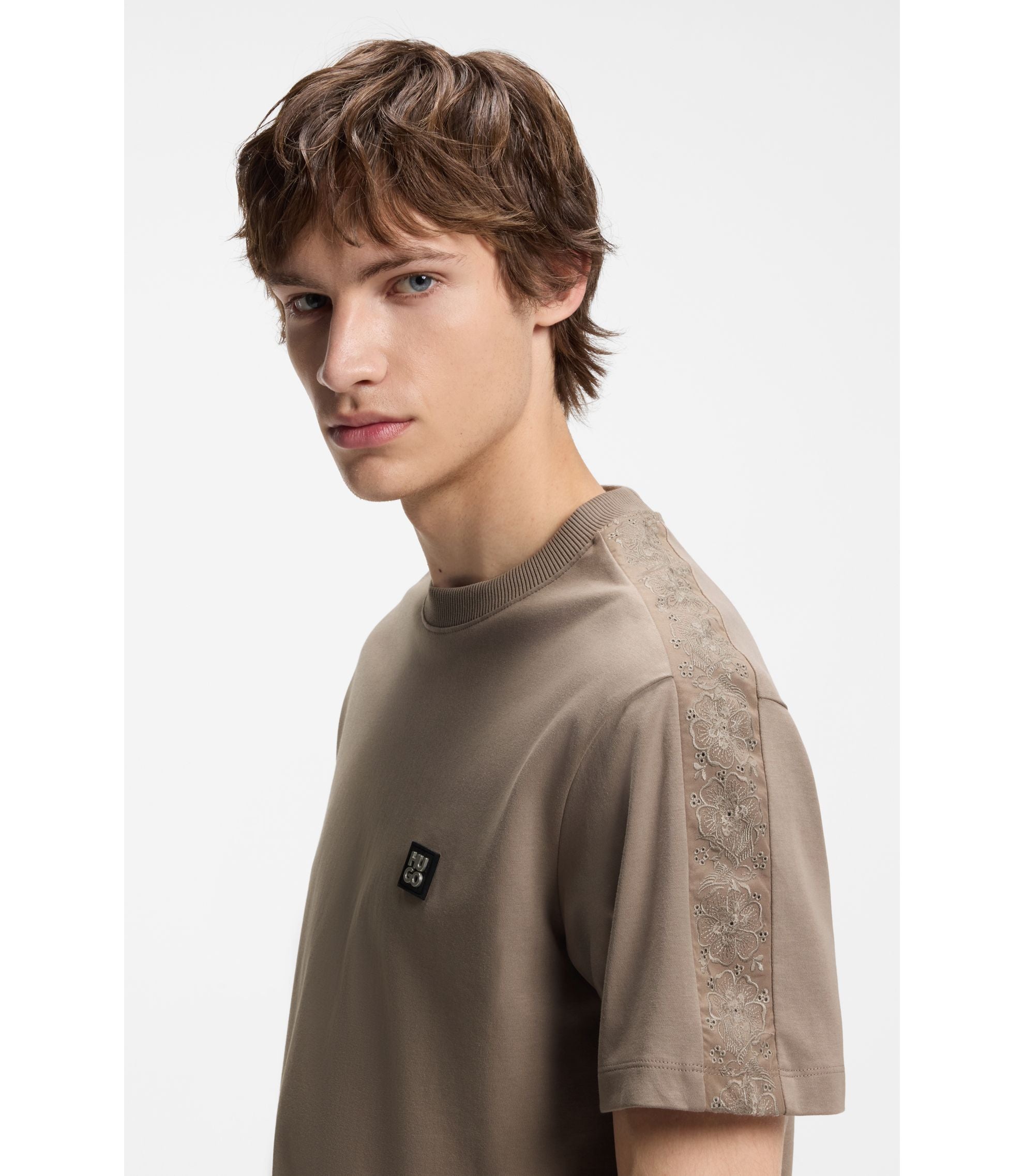 #color_light-brown