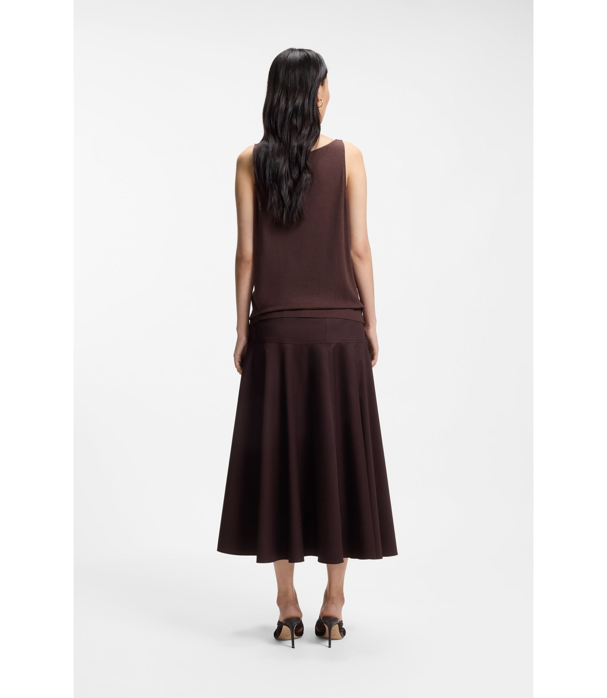 #color_dark-brown