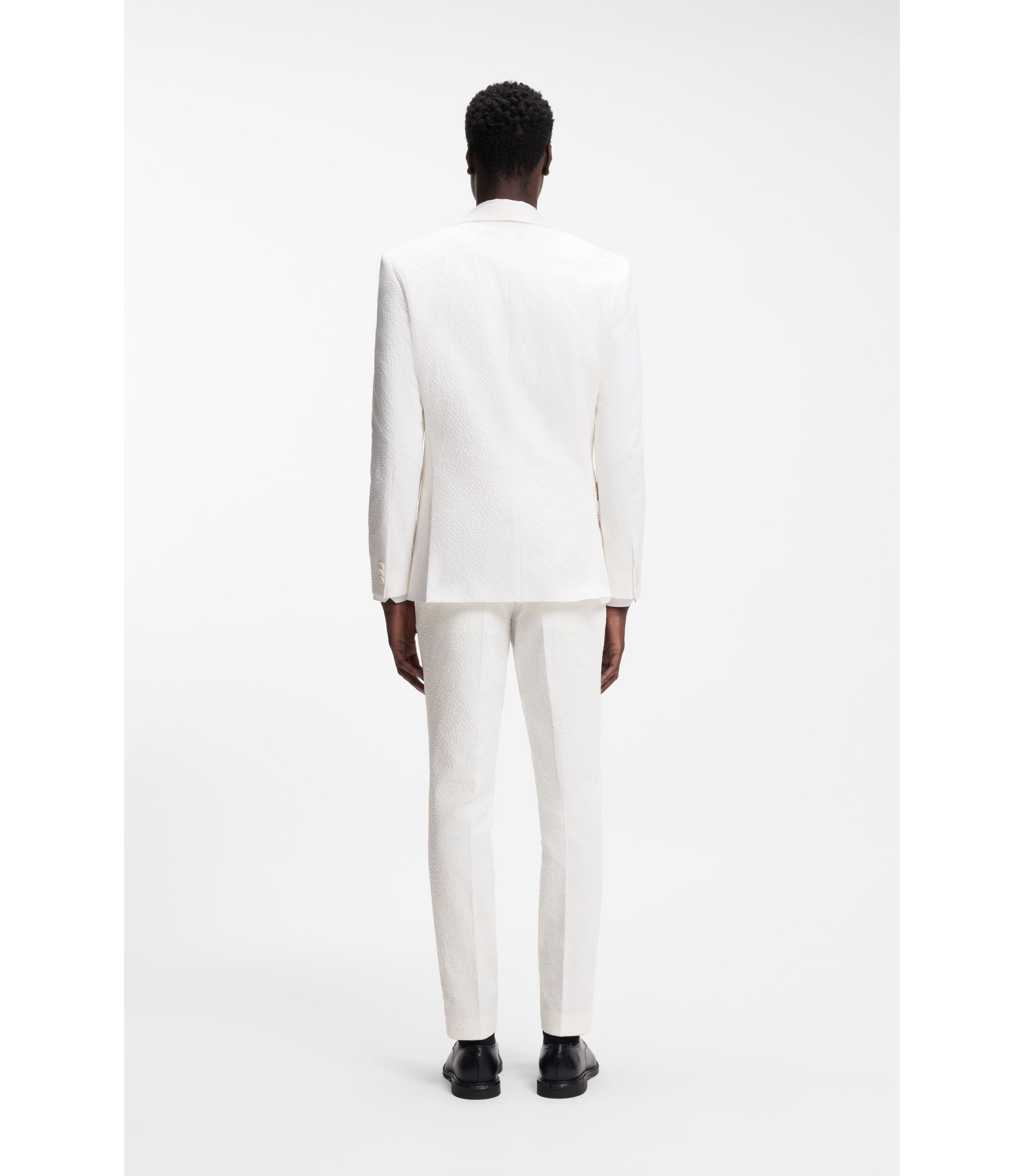 #color_white