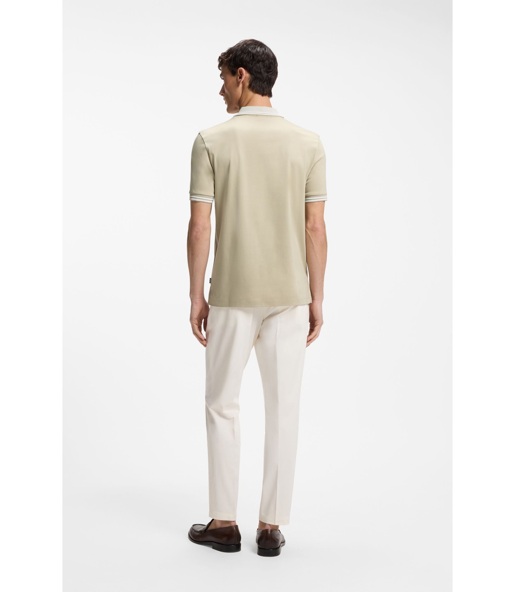 #color_light-beige