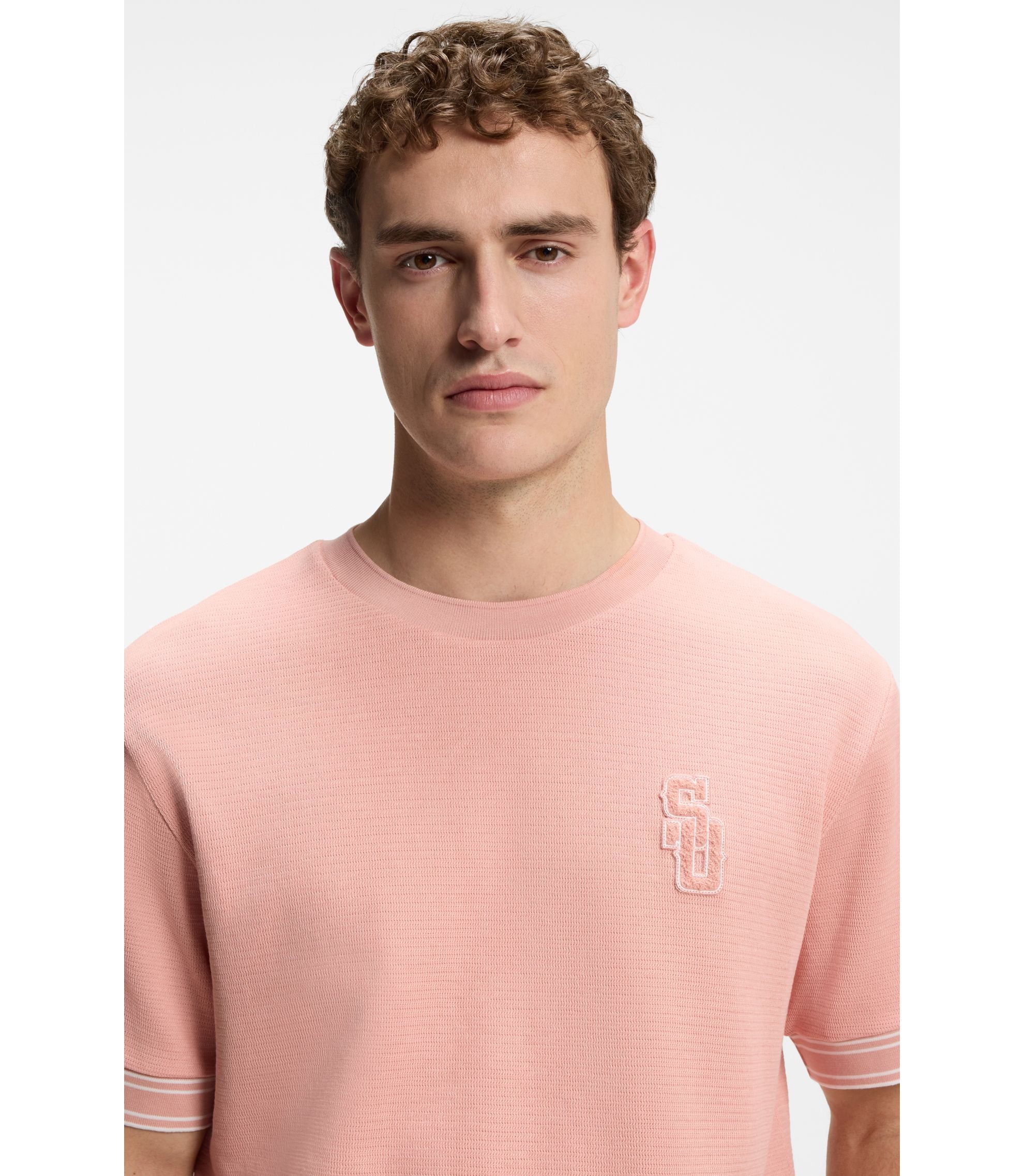 #color_light-pink