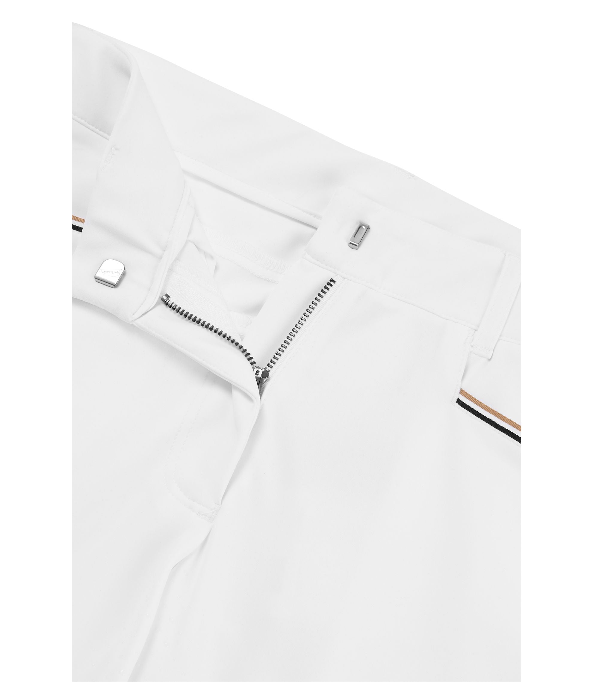 #color_white