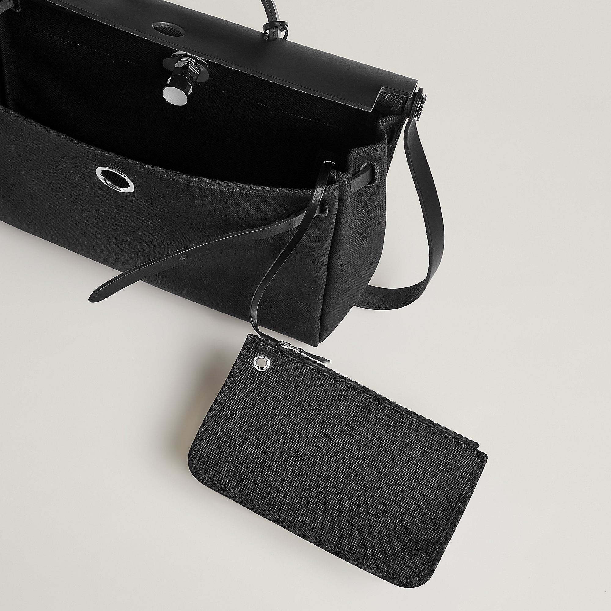 Hermes Herbag Messenger 39 Bag Noir