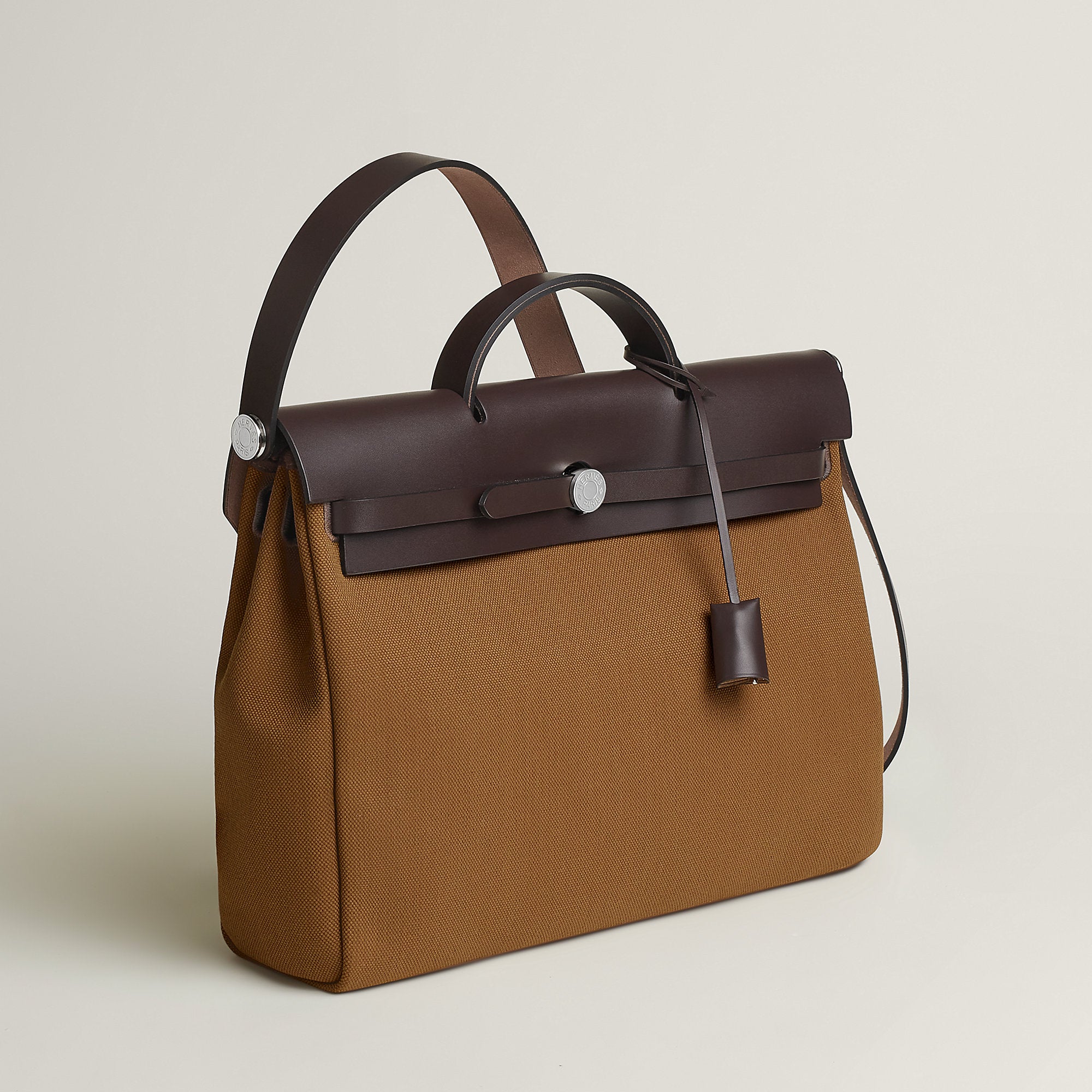 Hermes Herbag Messenger 39 Bag Alezan