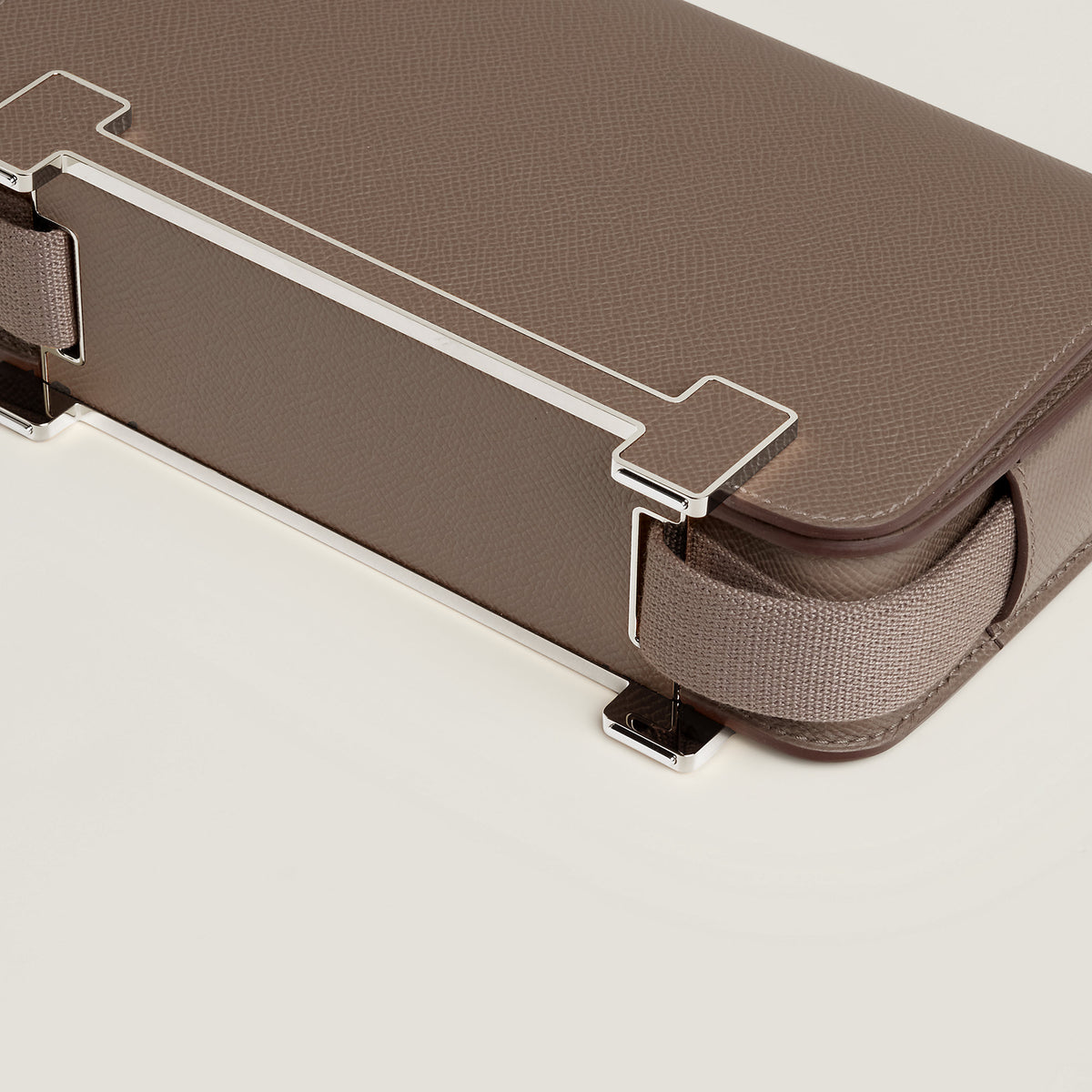 Hermes Herms Geta Slim Bag Toupe