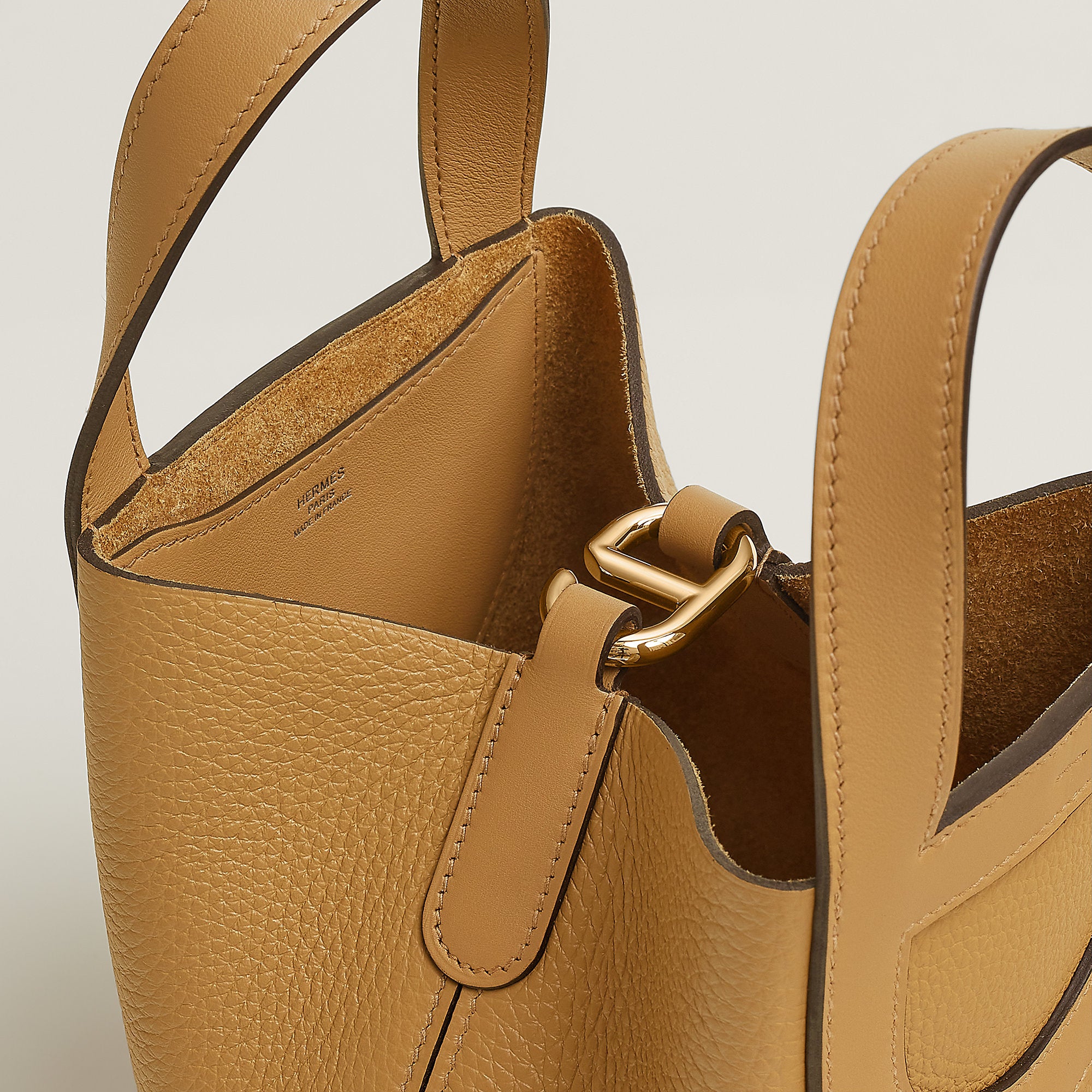 Hermes In The Loop 18 Bag Biscuit